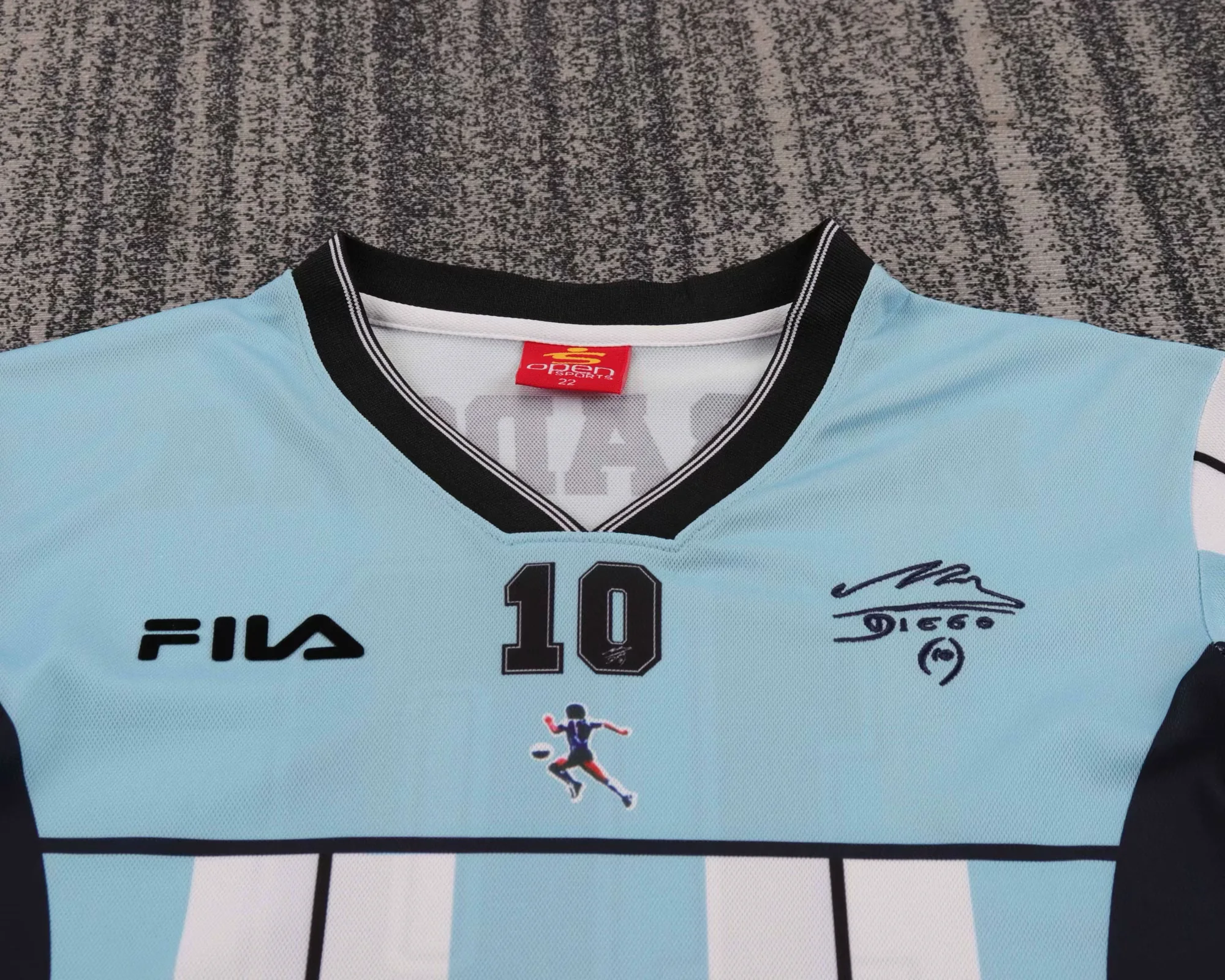 Kids Retro Kit Argentina 2001 Maradona Memorial Edition 4