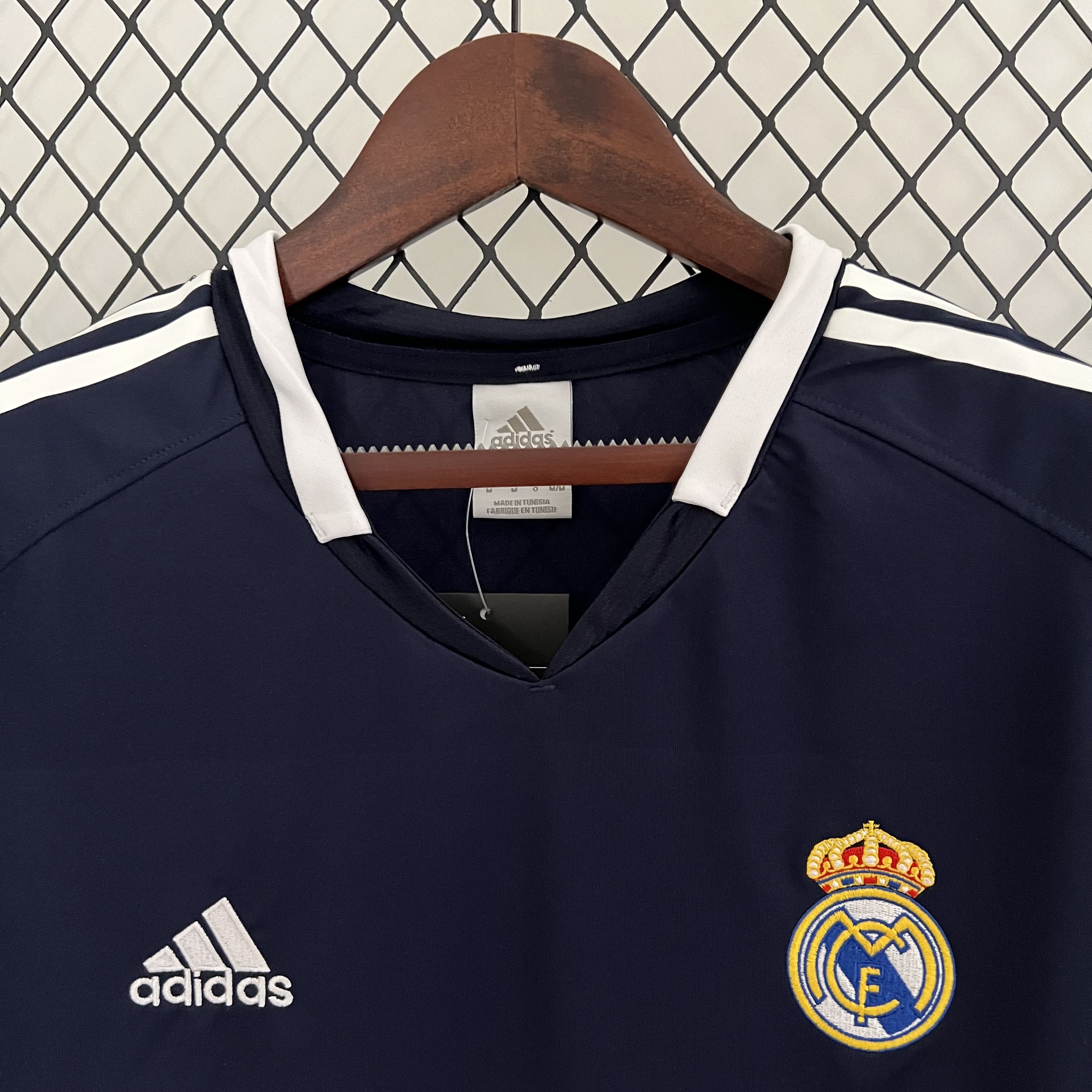 Retro Real M&alpha;drid 2004/05 Away S-XXL 3