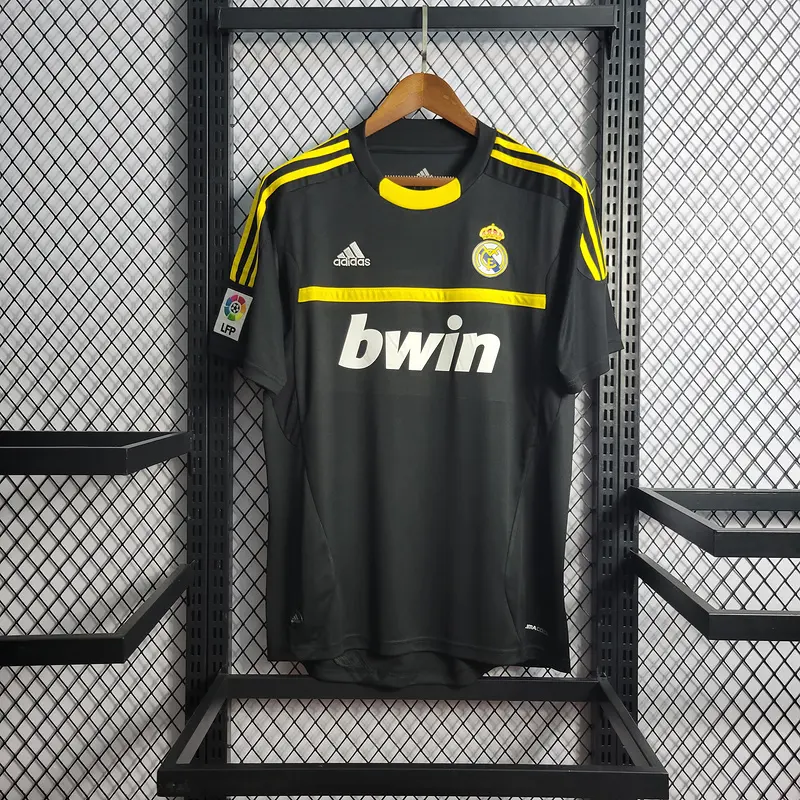 Retro Real Madrid 2011/12 Goalkeeper Black