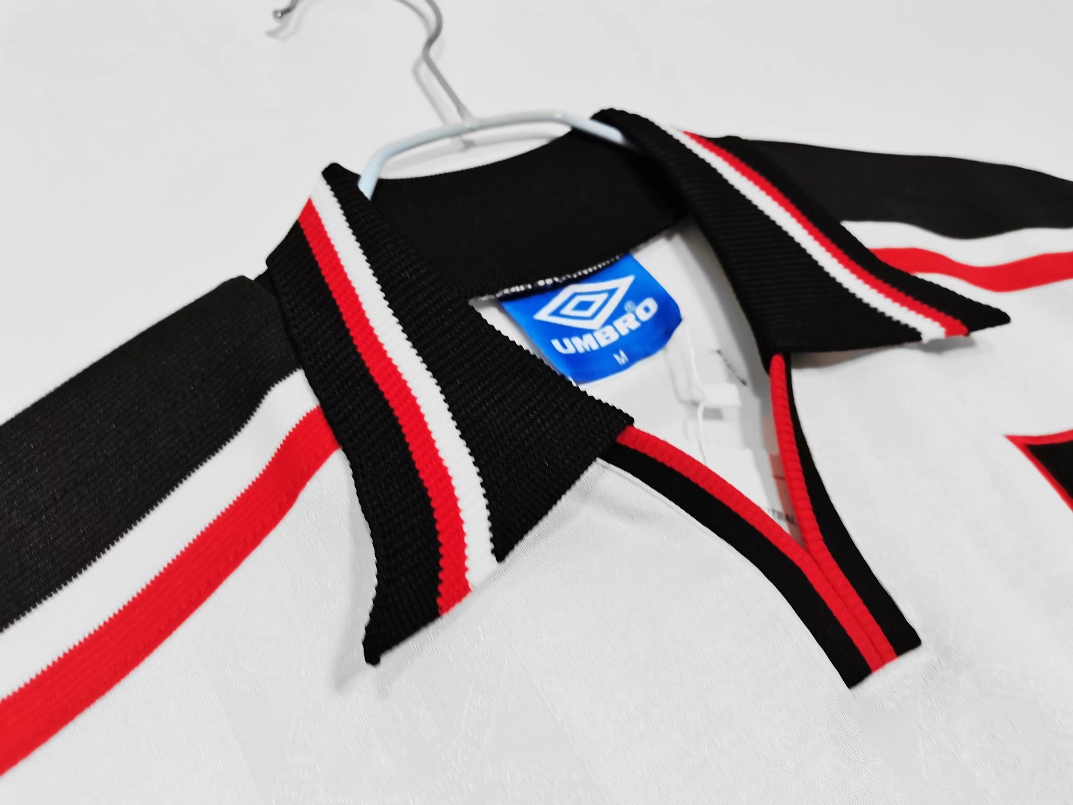 Retro Manchester United 97/99 Away -Branco 3