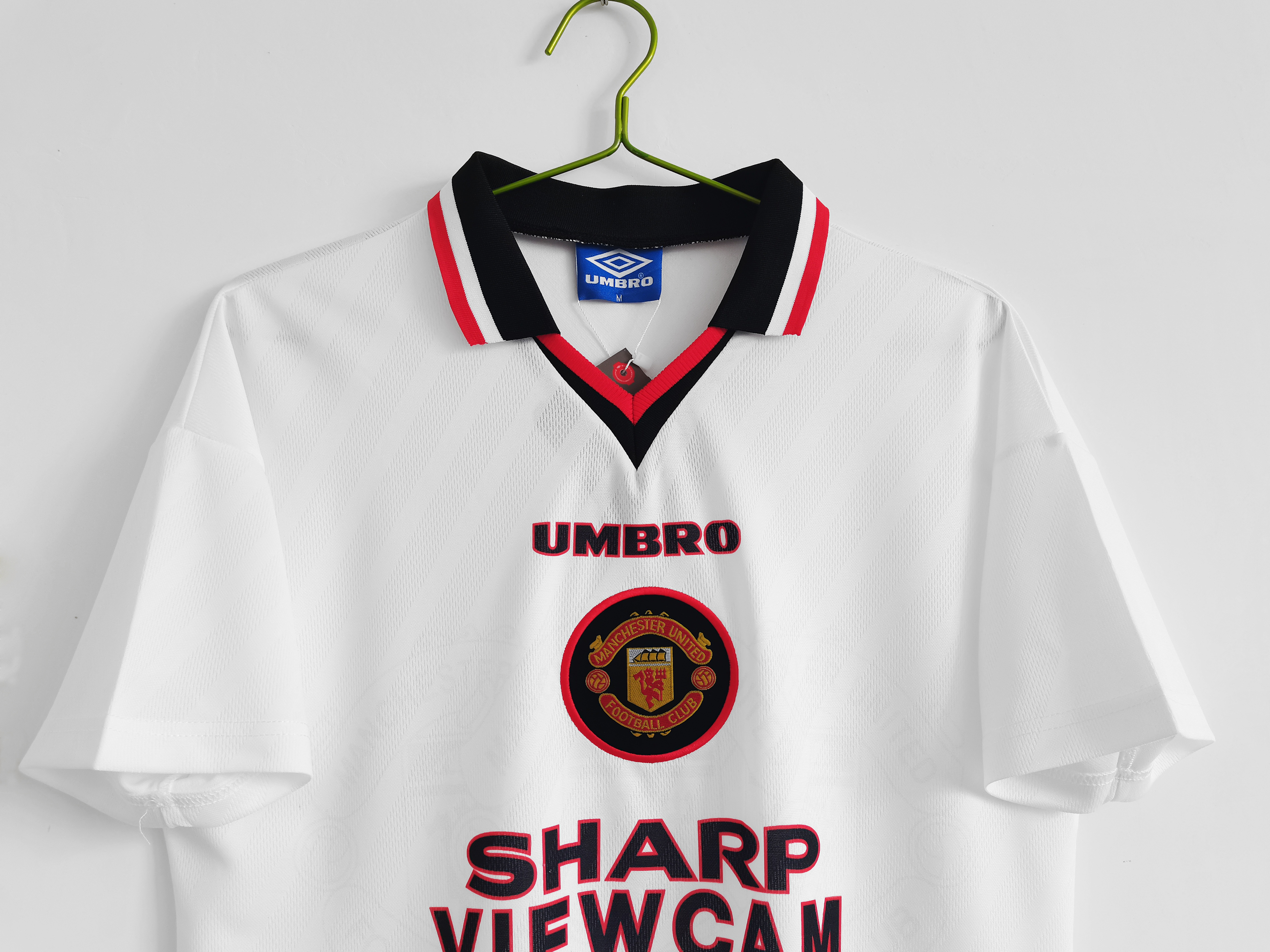 Retro Manchester United 96/97 Away 4