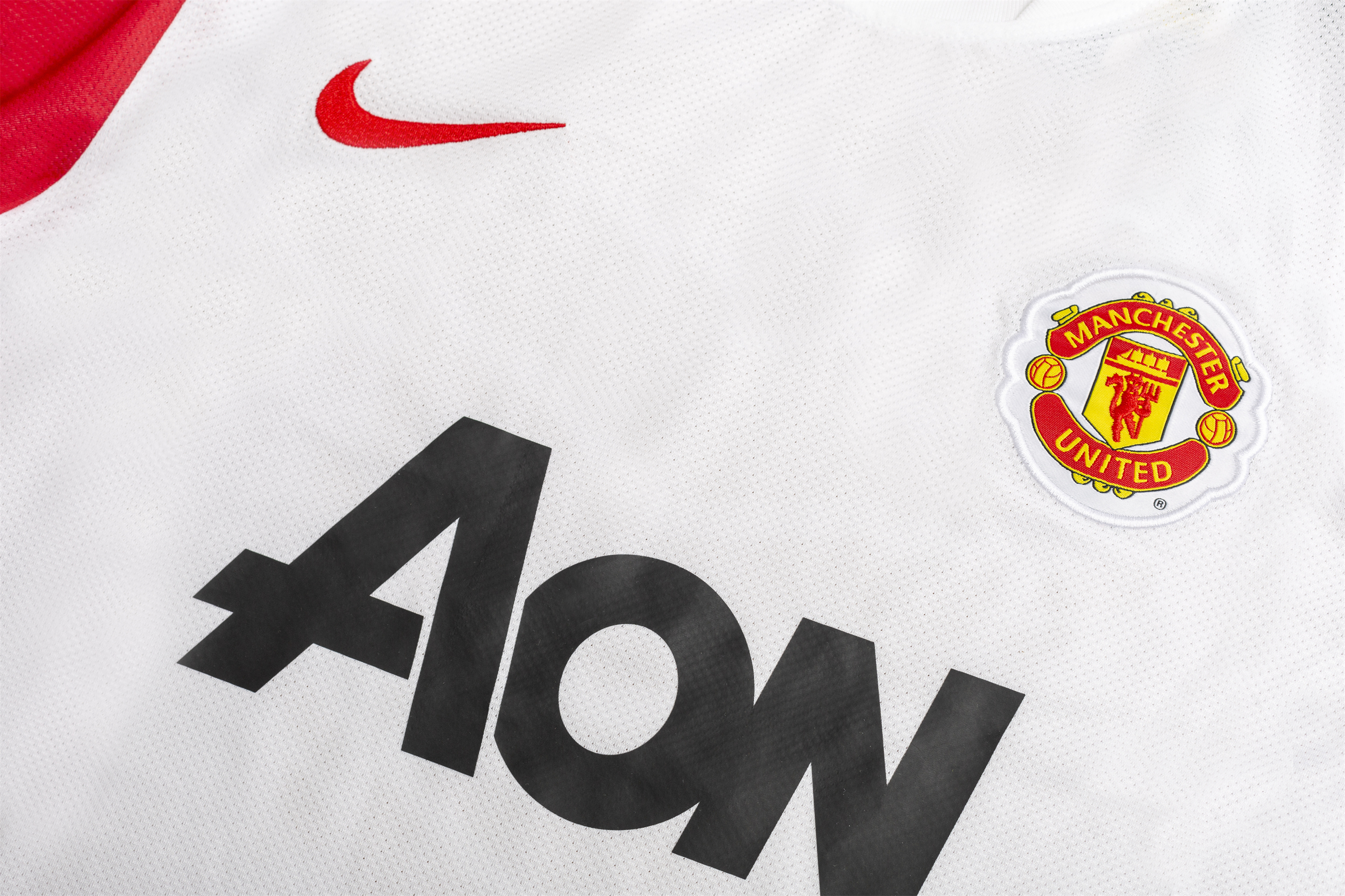 Retro Manchester United 2010/11 Away 3