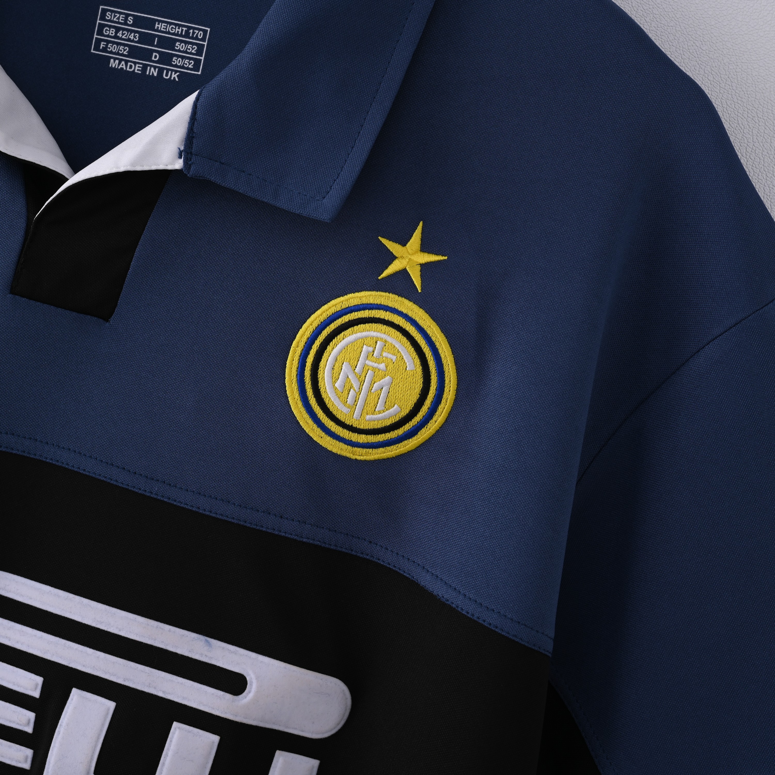 Retro Inter Milan 98/99 Third 4