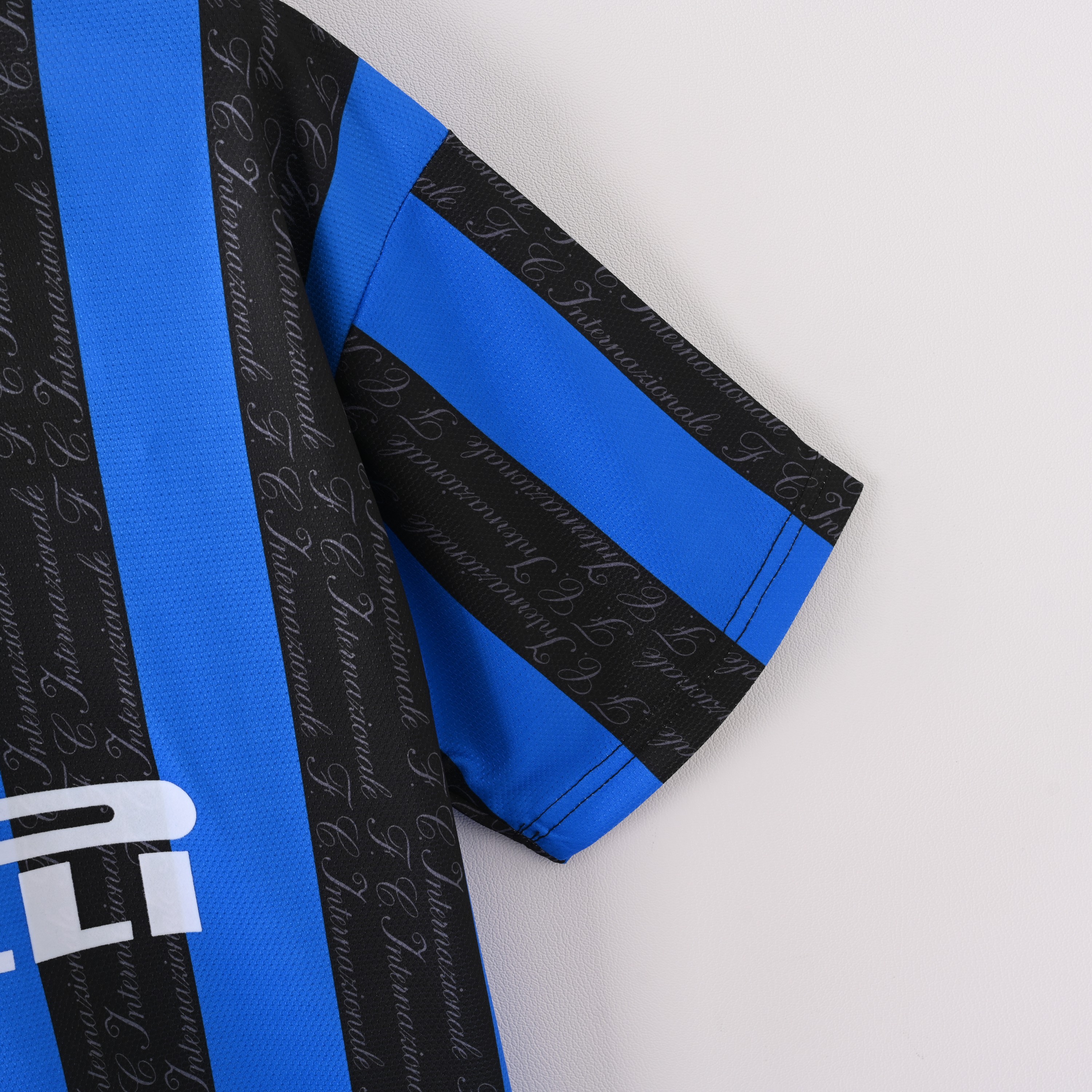 Retro Inter Milan 97/98 Home 4