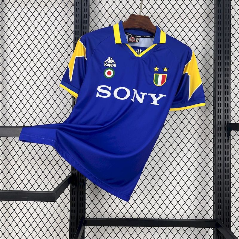 Retro Juventus 1995/96 Away