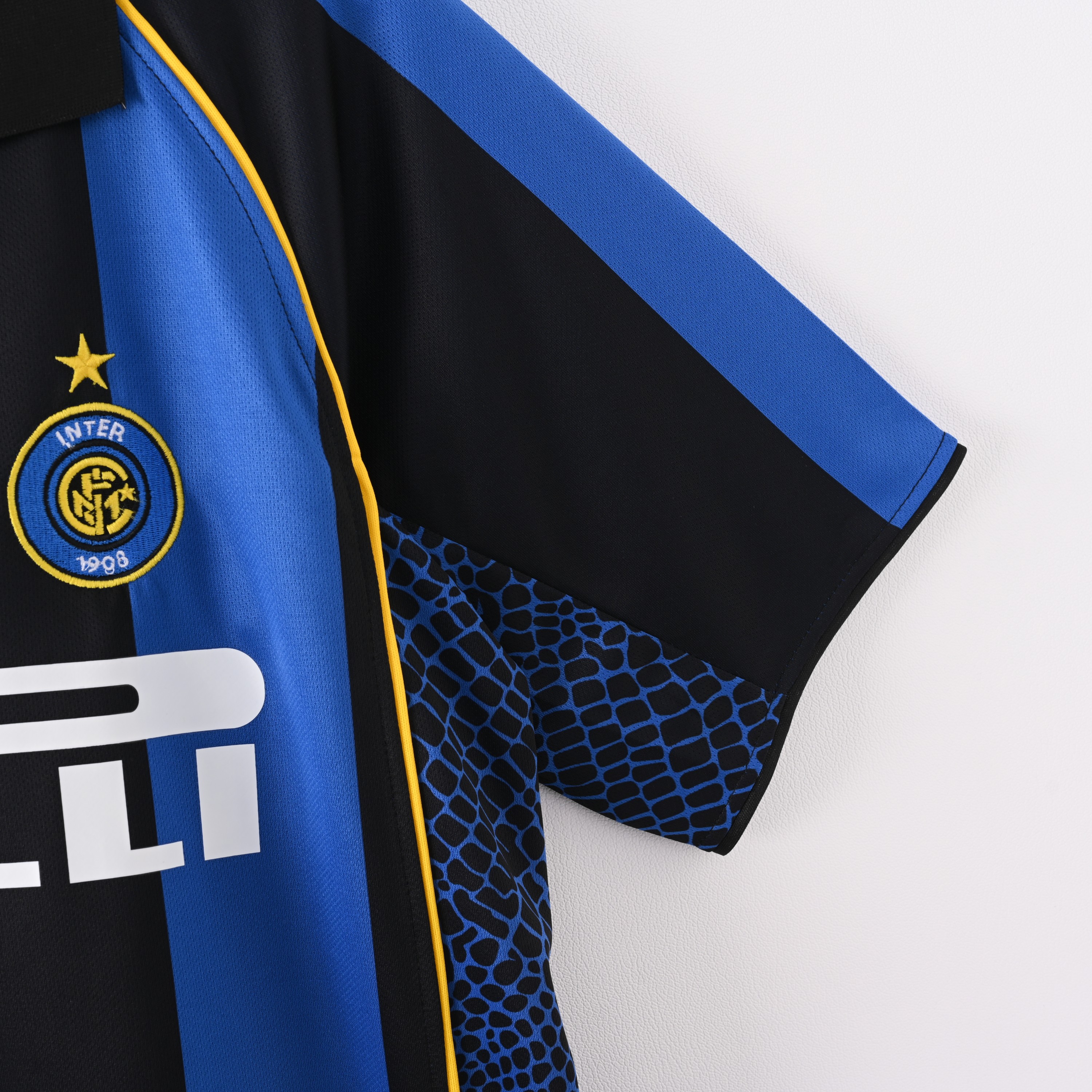 Retro Inter Milan 2001/02 Home S-XXL 4