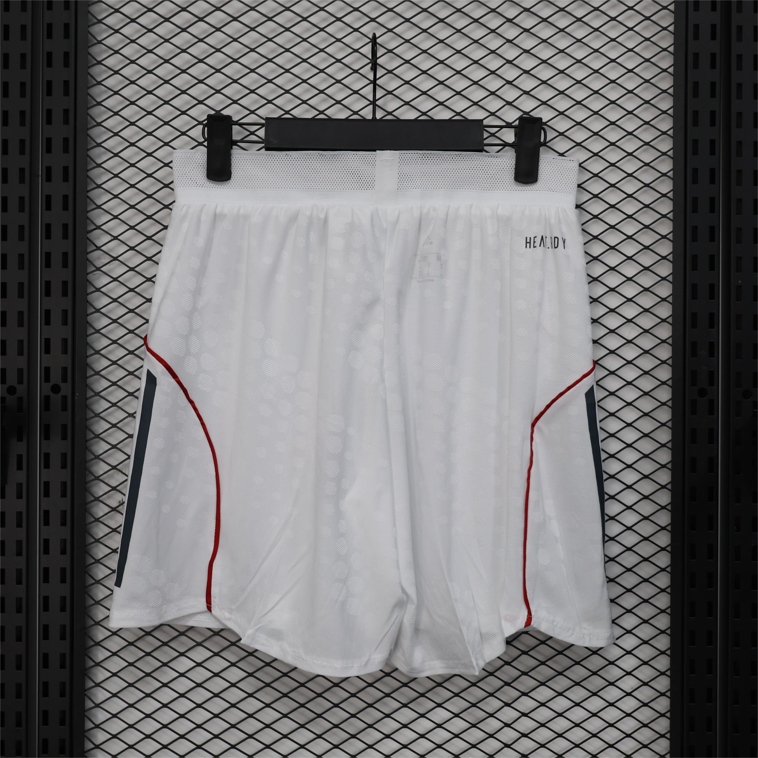 Player Version Shorts Bayern München 25/26 White S-XXL
