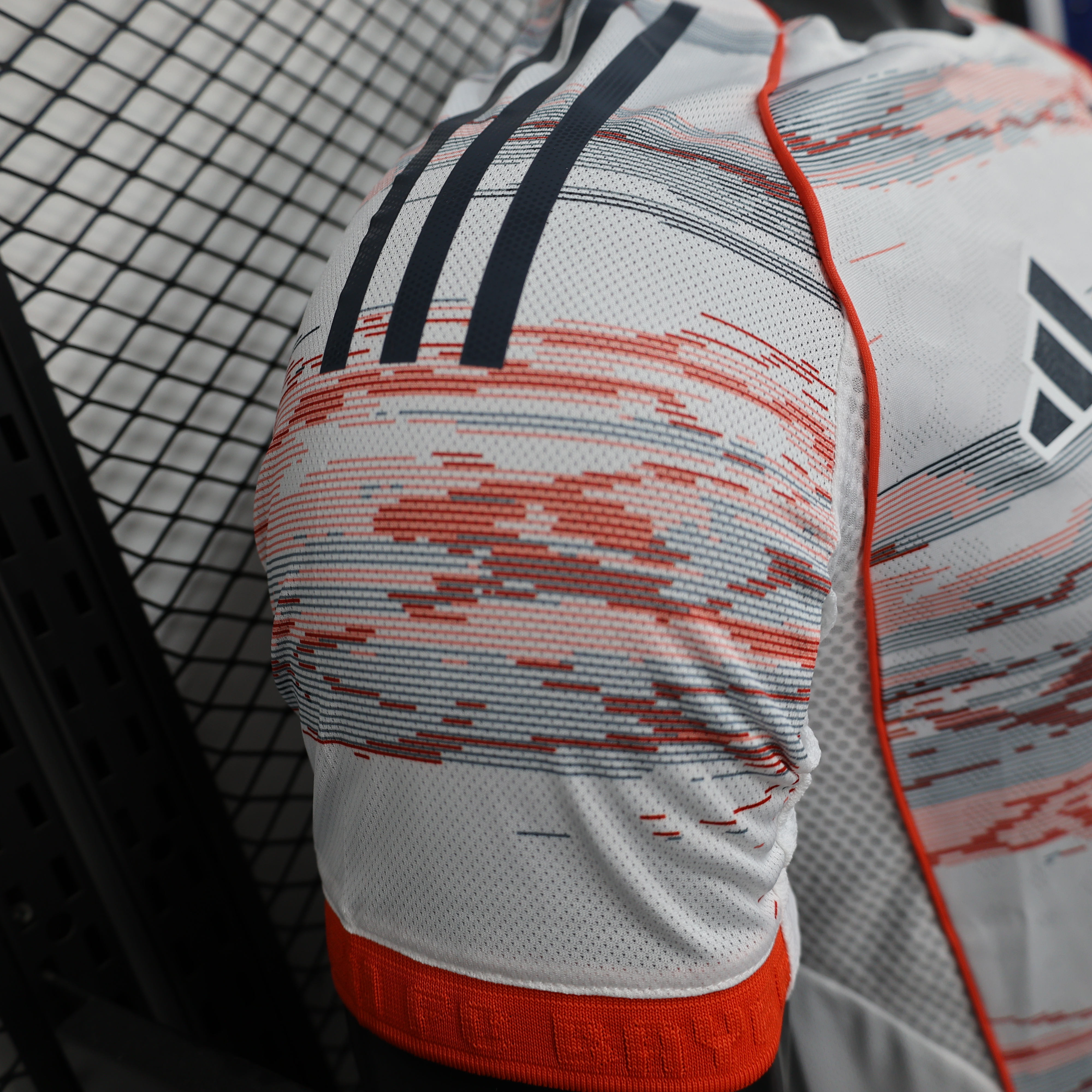 Player Version Bayern München 25/26 Away S-3XL