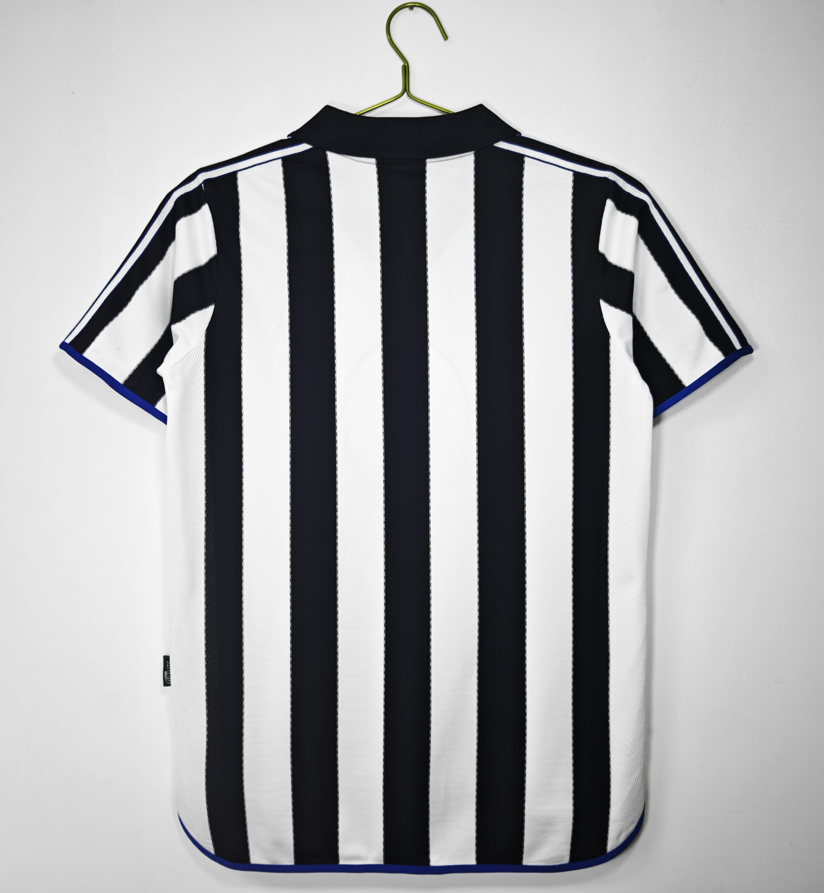 Retro Newcastle 1999/00 Home