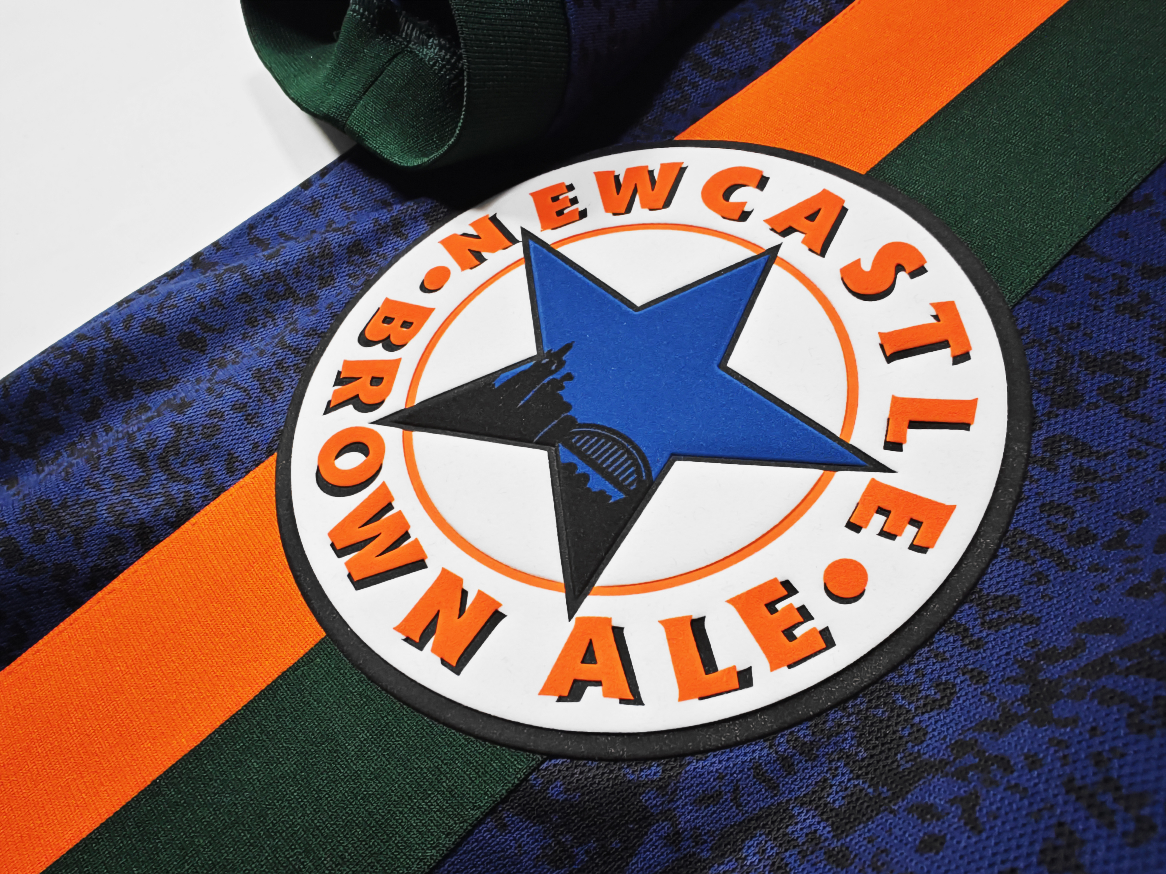 Retro Newcastle 1997/98 Away 4