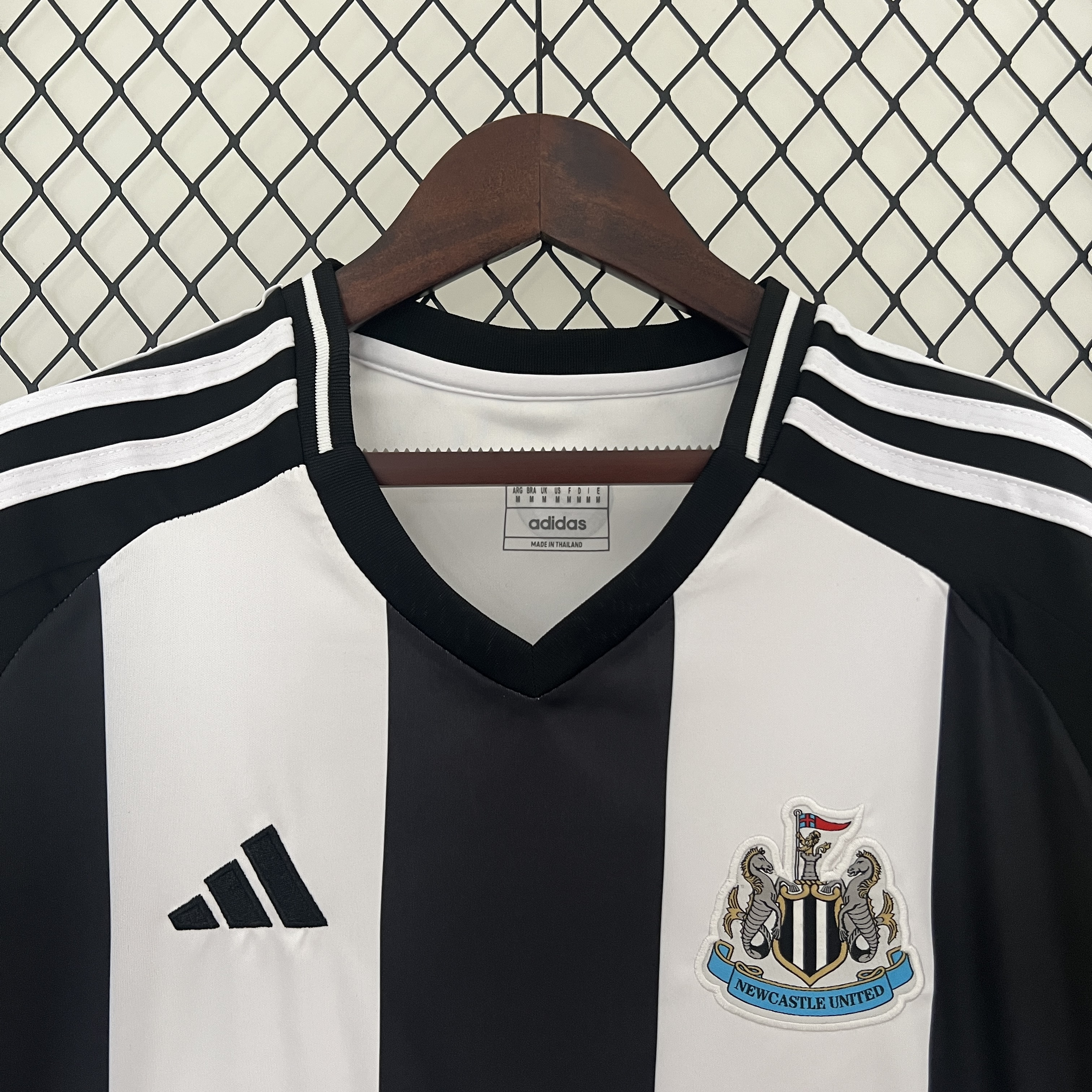 Newcastle 24/25 Home S-XXL 3