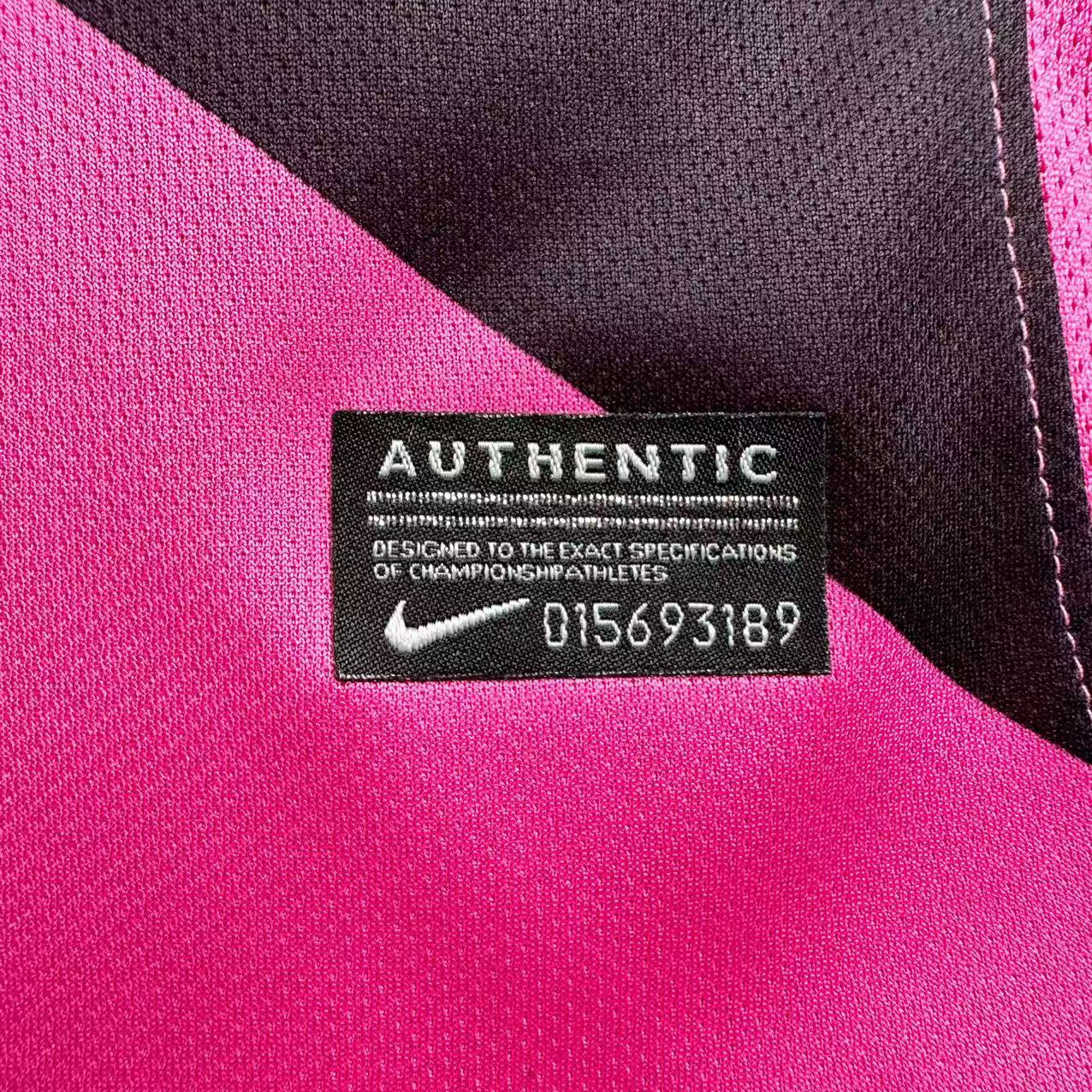 Retro Juventus 2011/12 Away Pink Long Sleeves 4