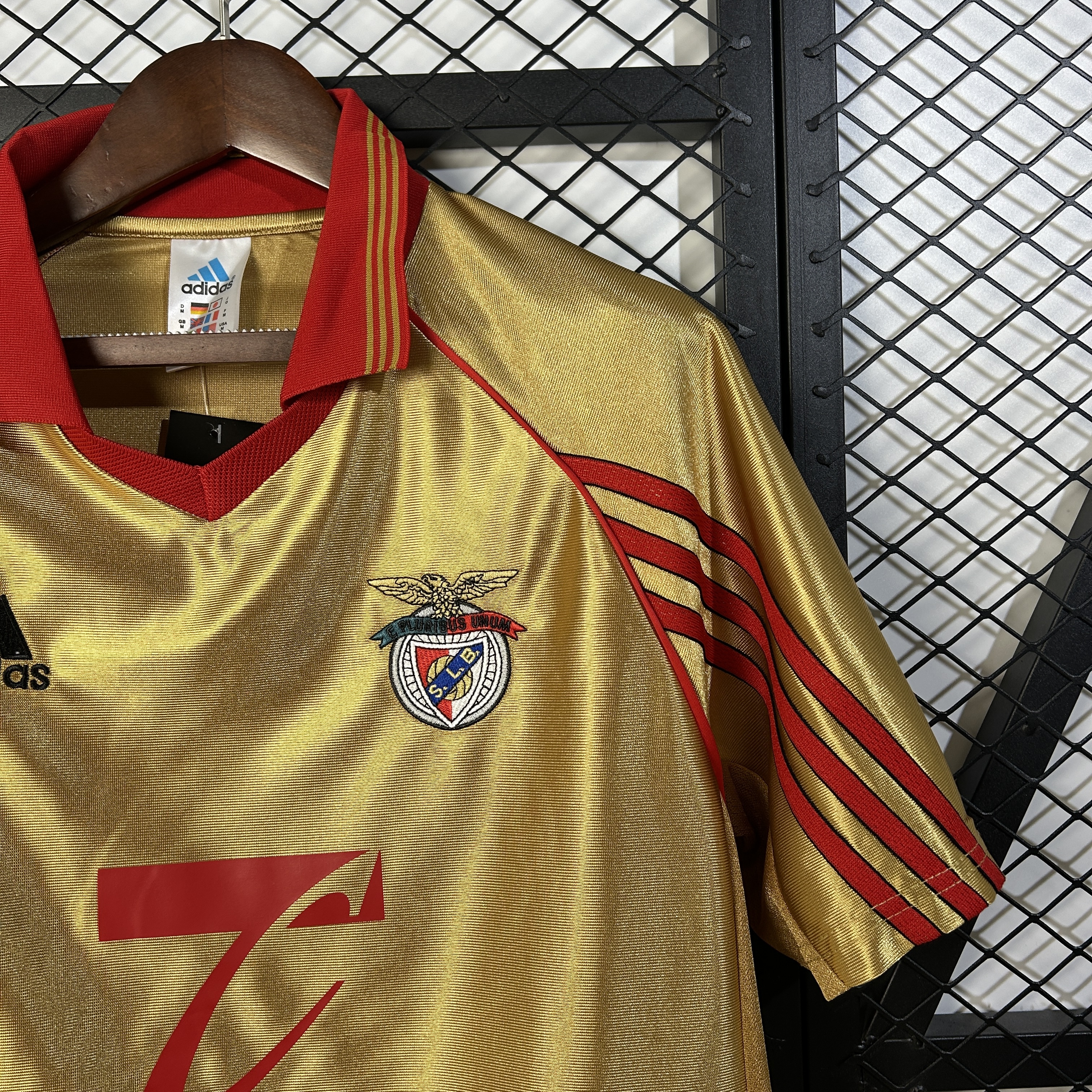 Retro Benfica98/99 Away