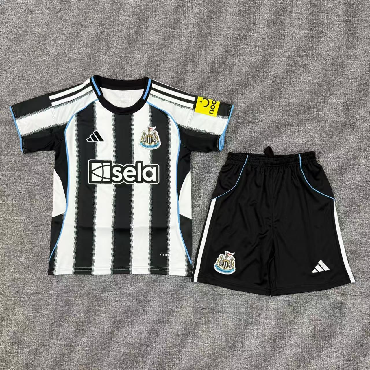 Kids Newcastle 25/26 Home 16-28