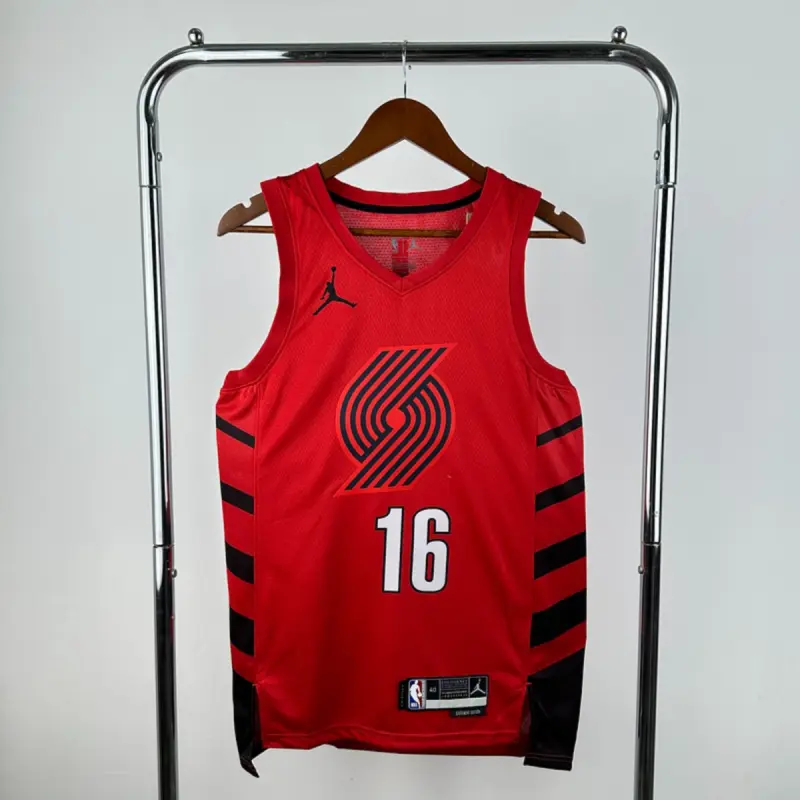 23 Season Portland Trail Blazers Flyer No.16