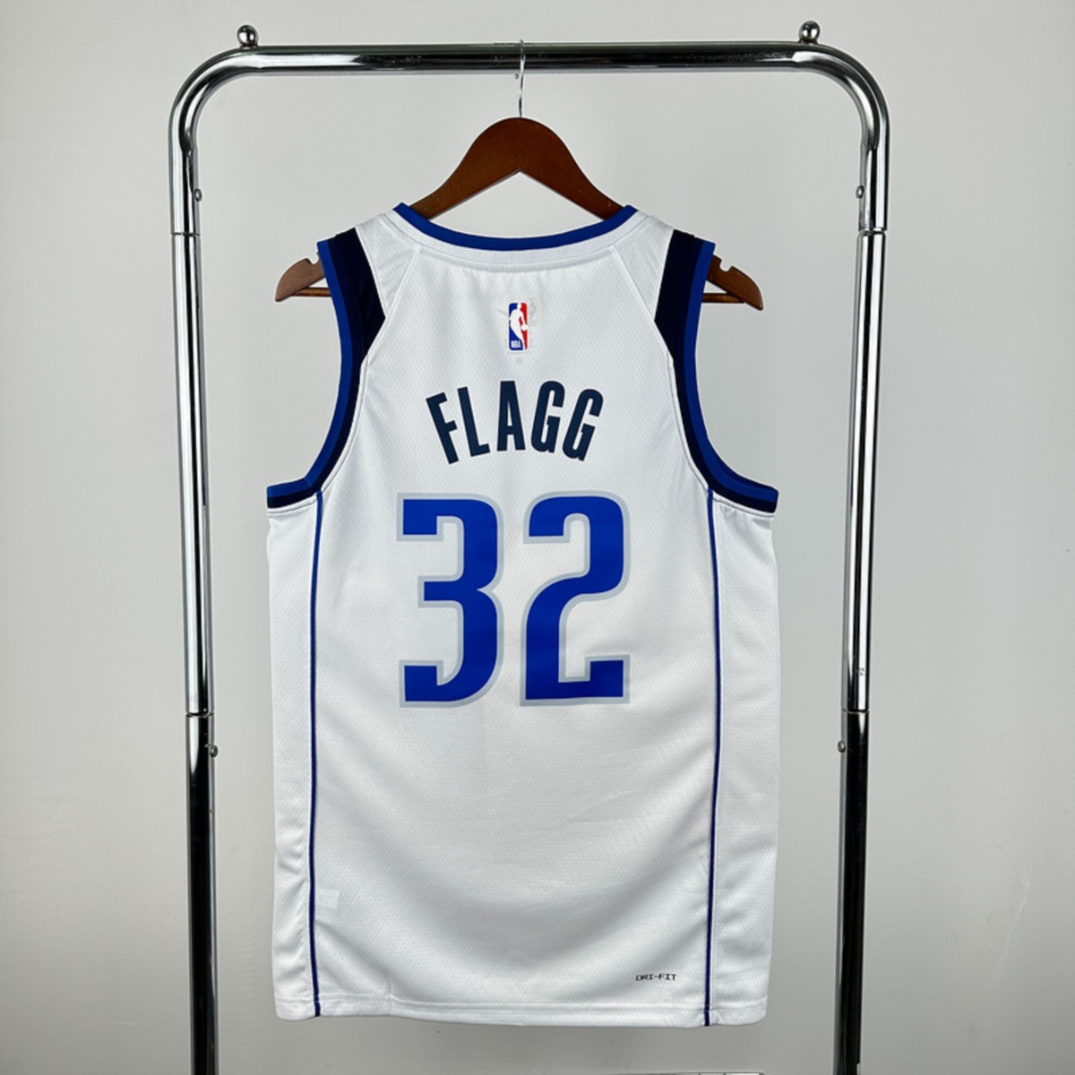 Dallas Mavericks White #32