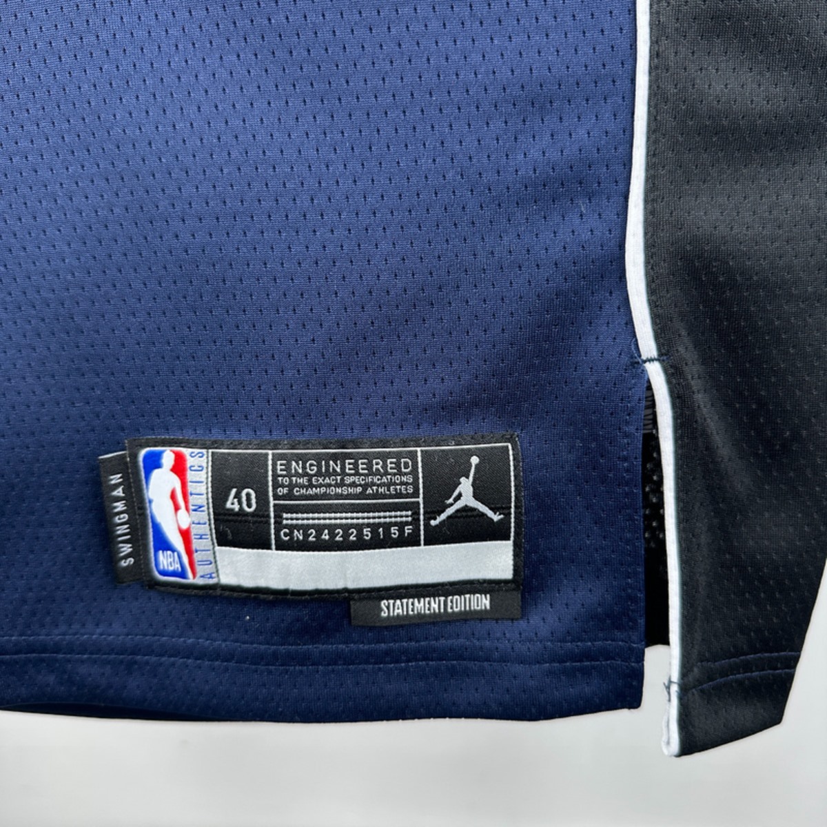Dallas Mavericks Flyer #32