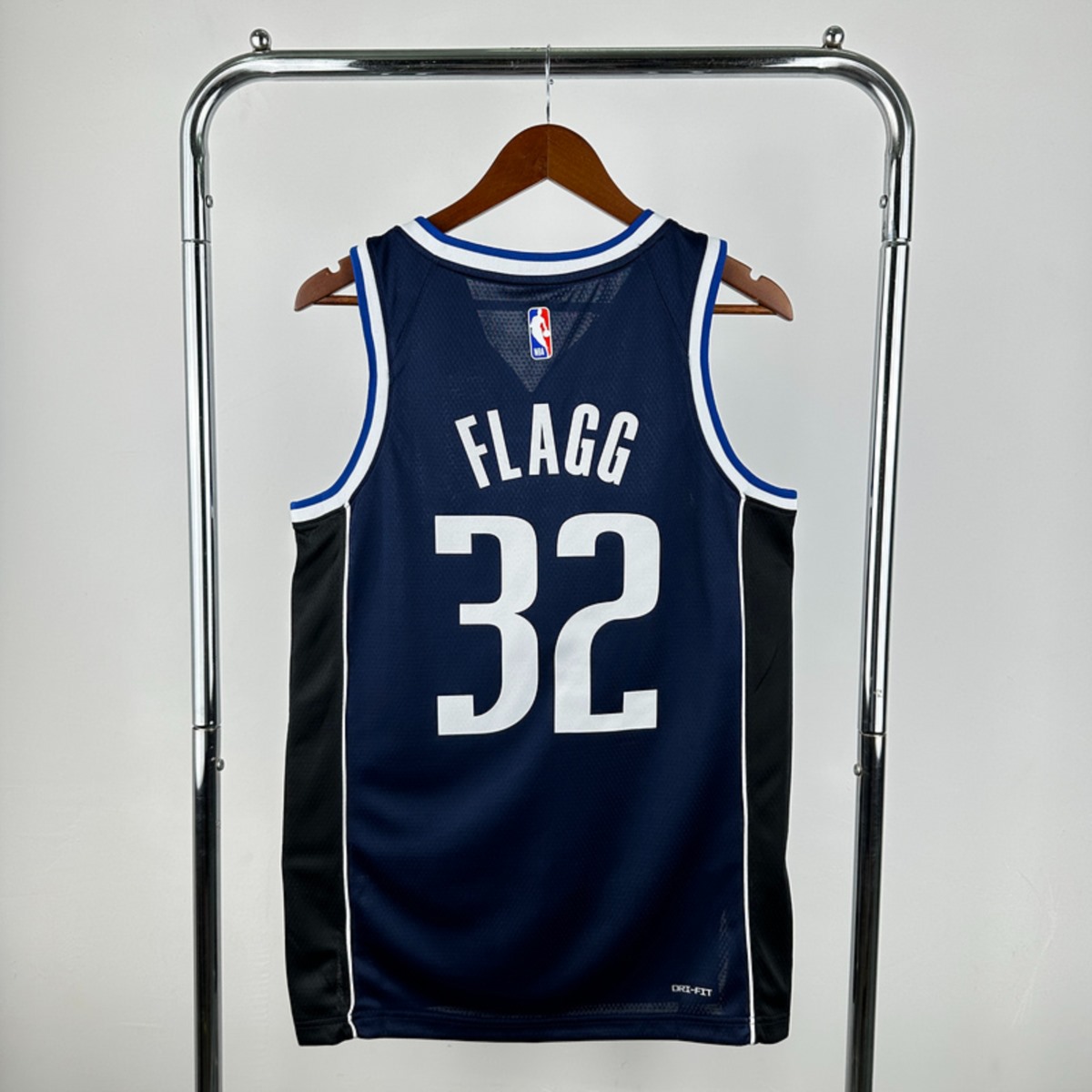 Dallas Mavericks Flyer #32