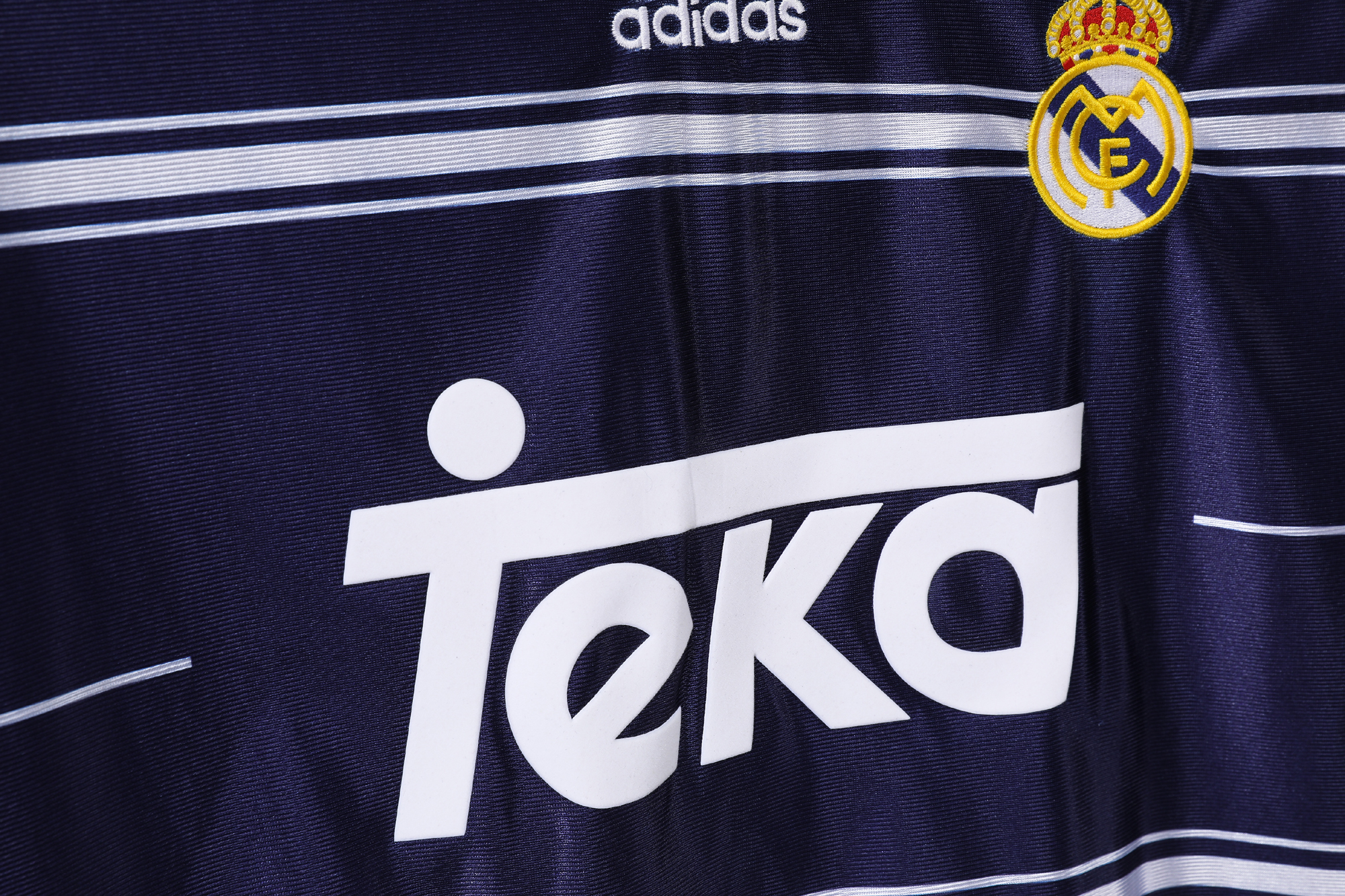 Retro Real Madrid 98/99 Away S-XXL 3