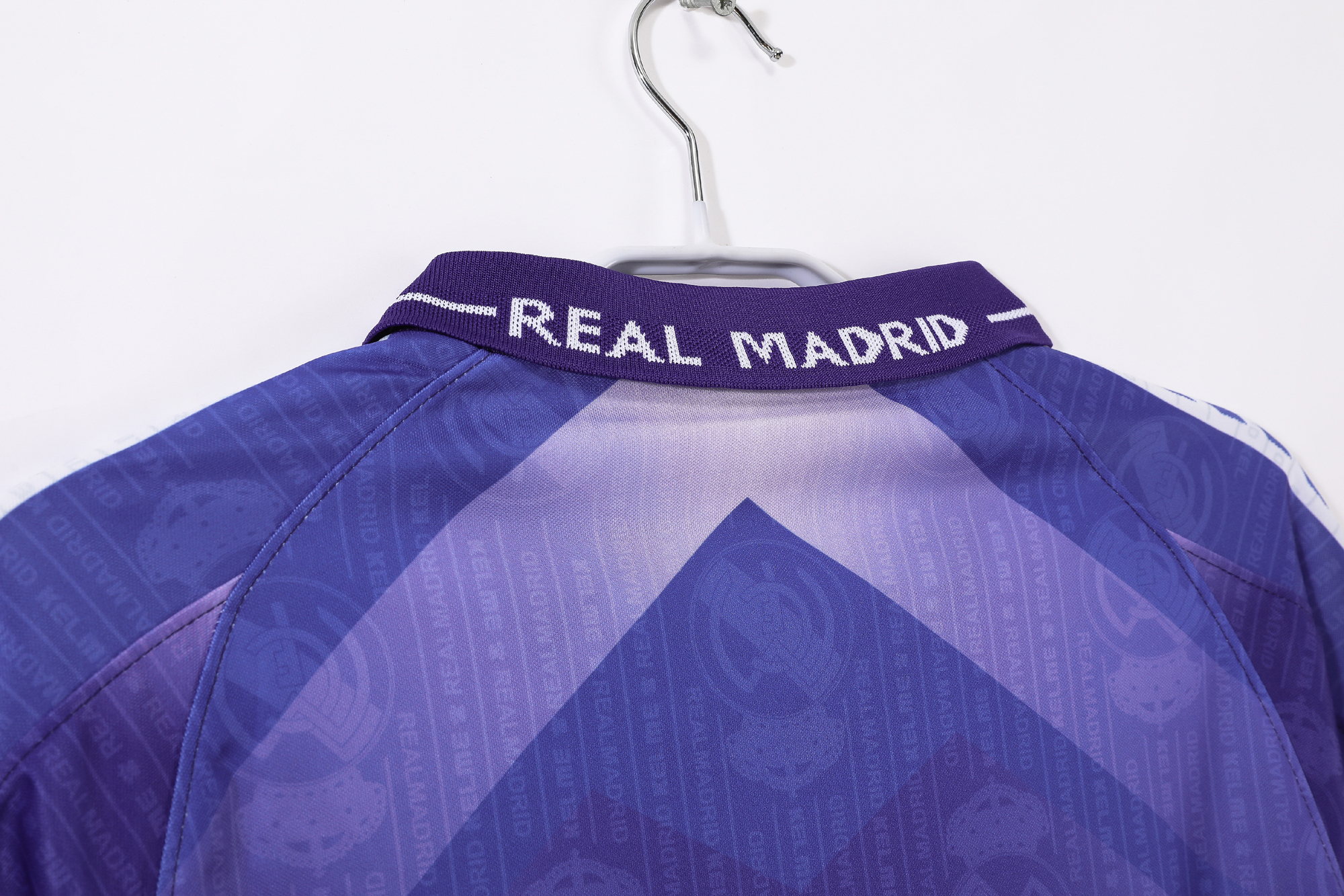 Retro Real Madrid 96/97 Away S-XXL