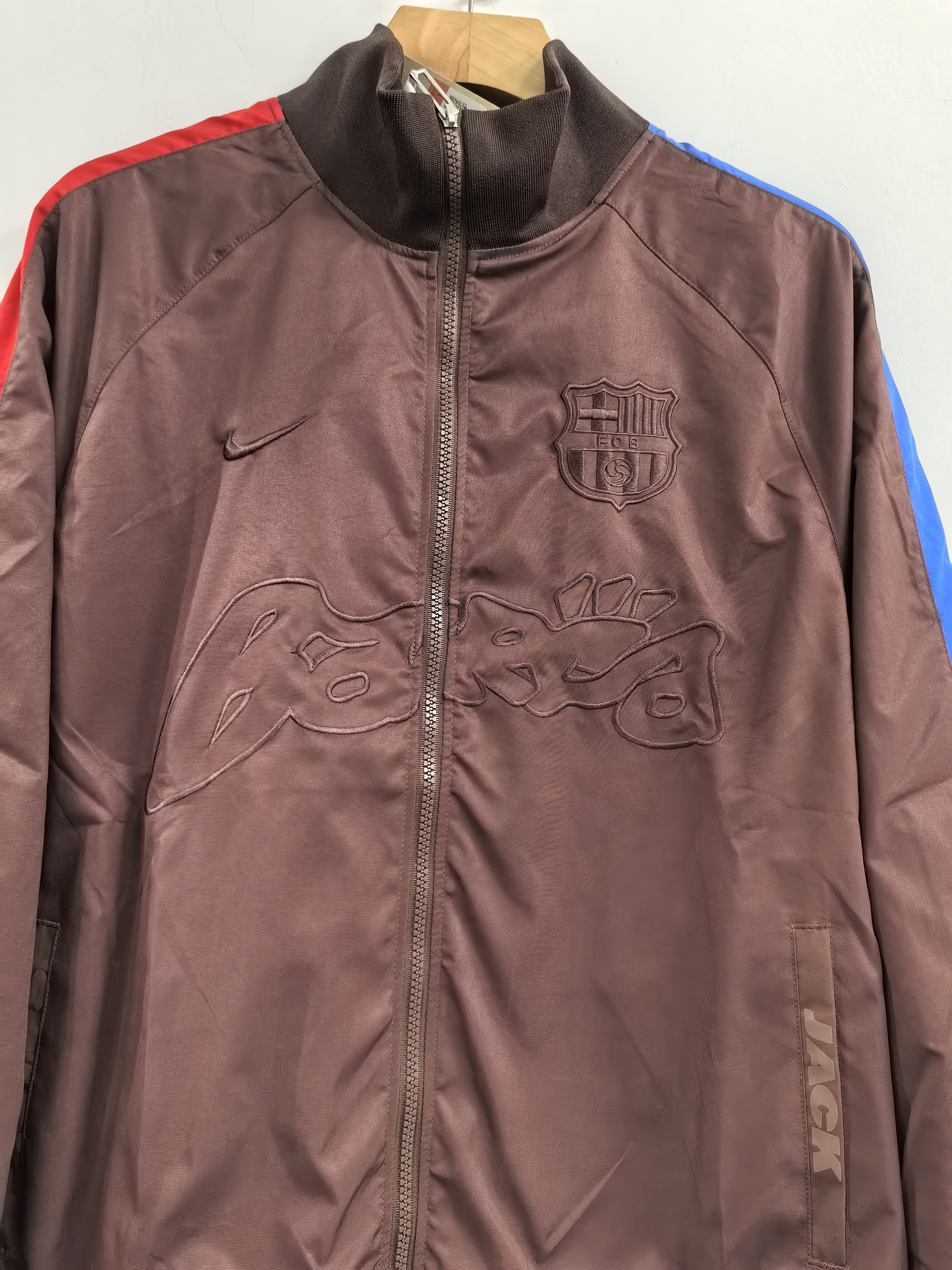 Barcelona windbreaker 3