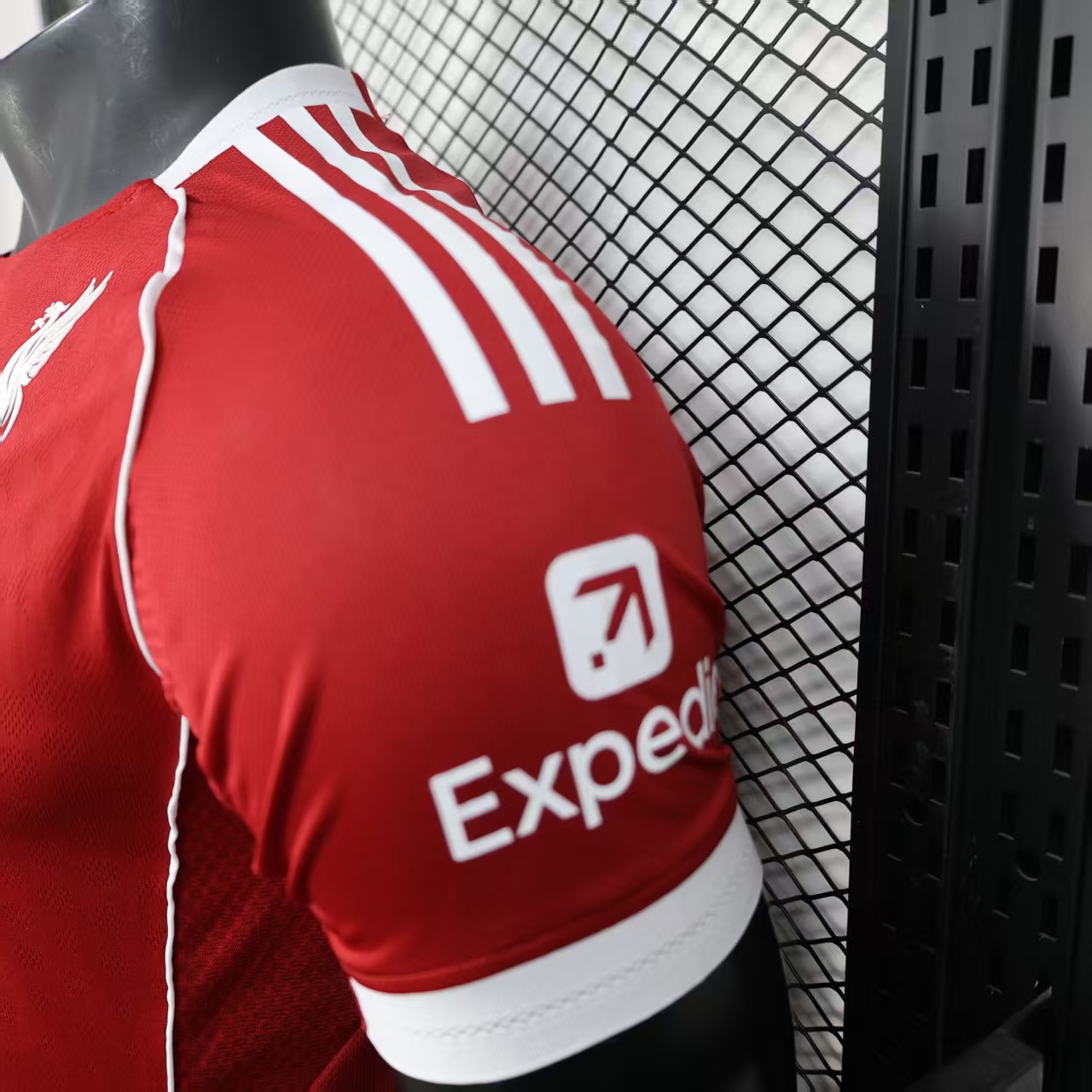 Player Version LVP 25/26 Home S-4XL 3