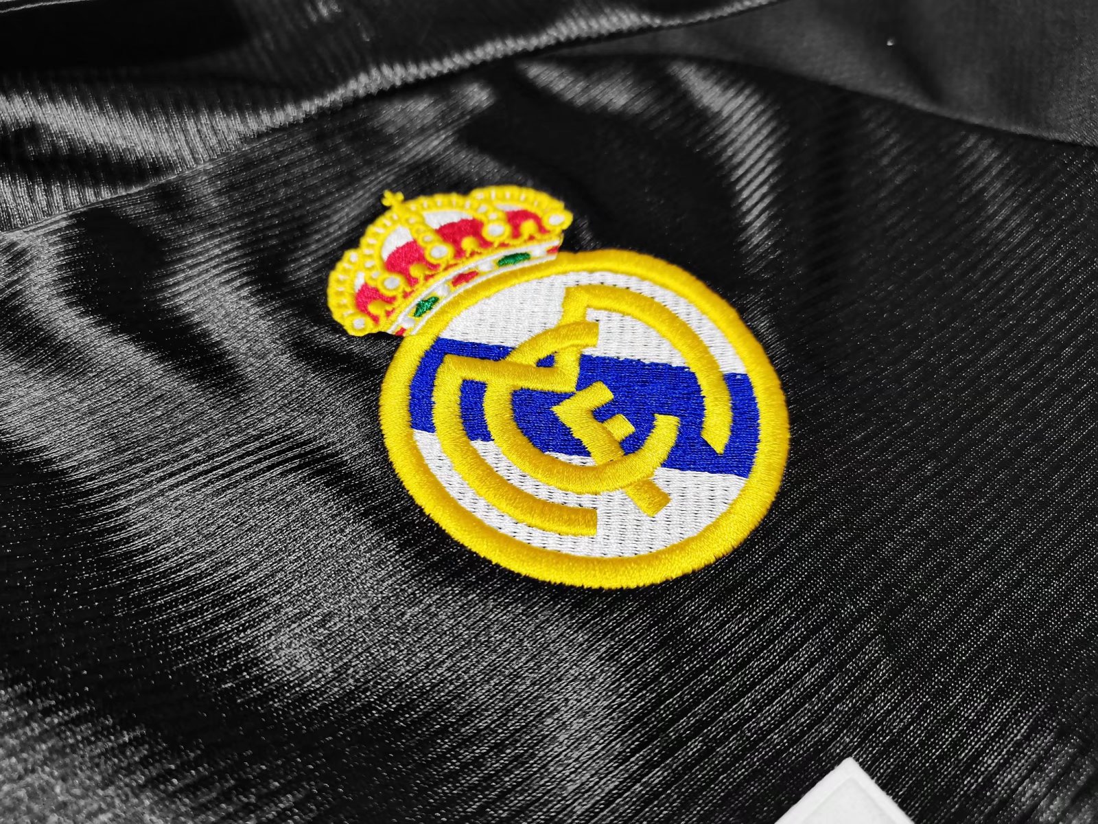 Retro Real Madrid 1999/01 Away Black