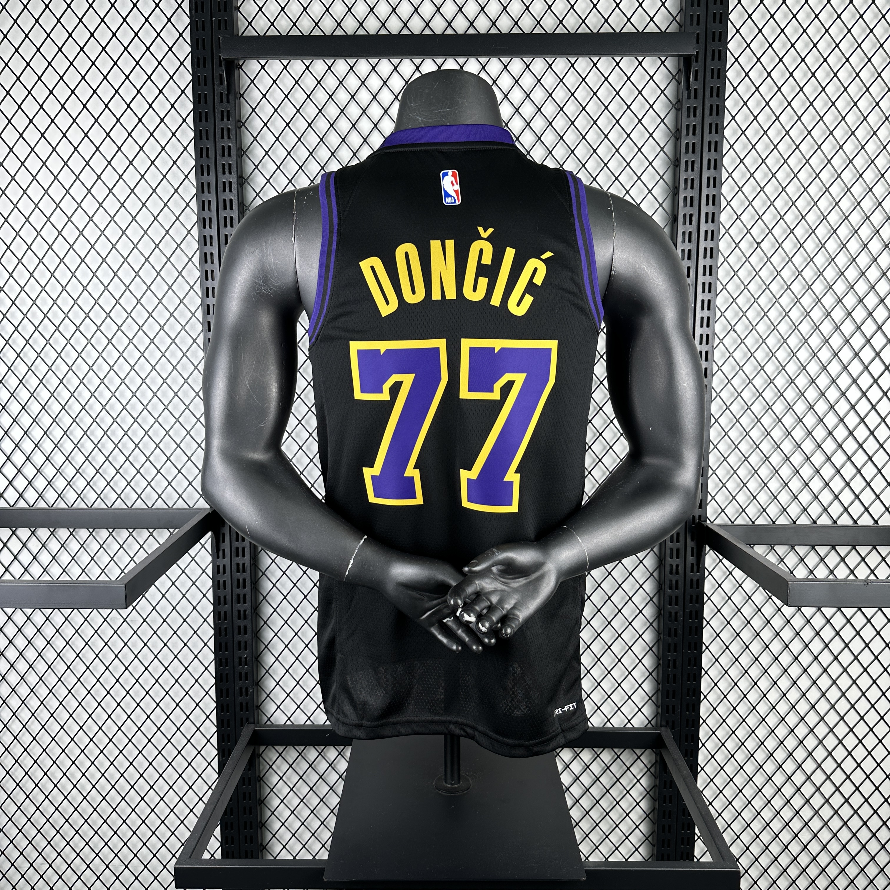 25/26 Season Lakers City Editon #77