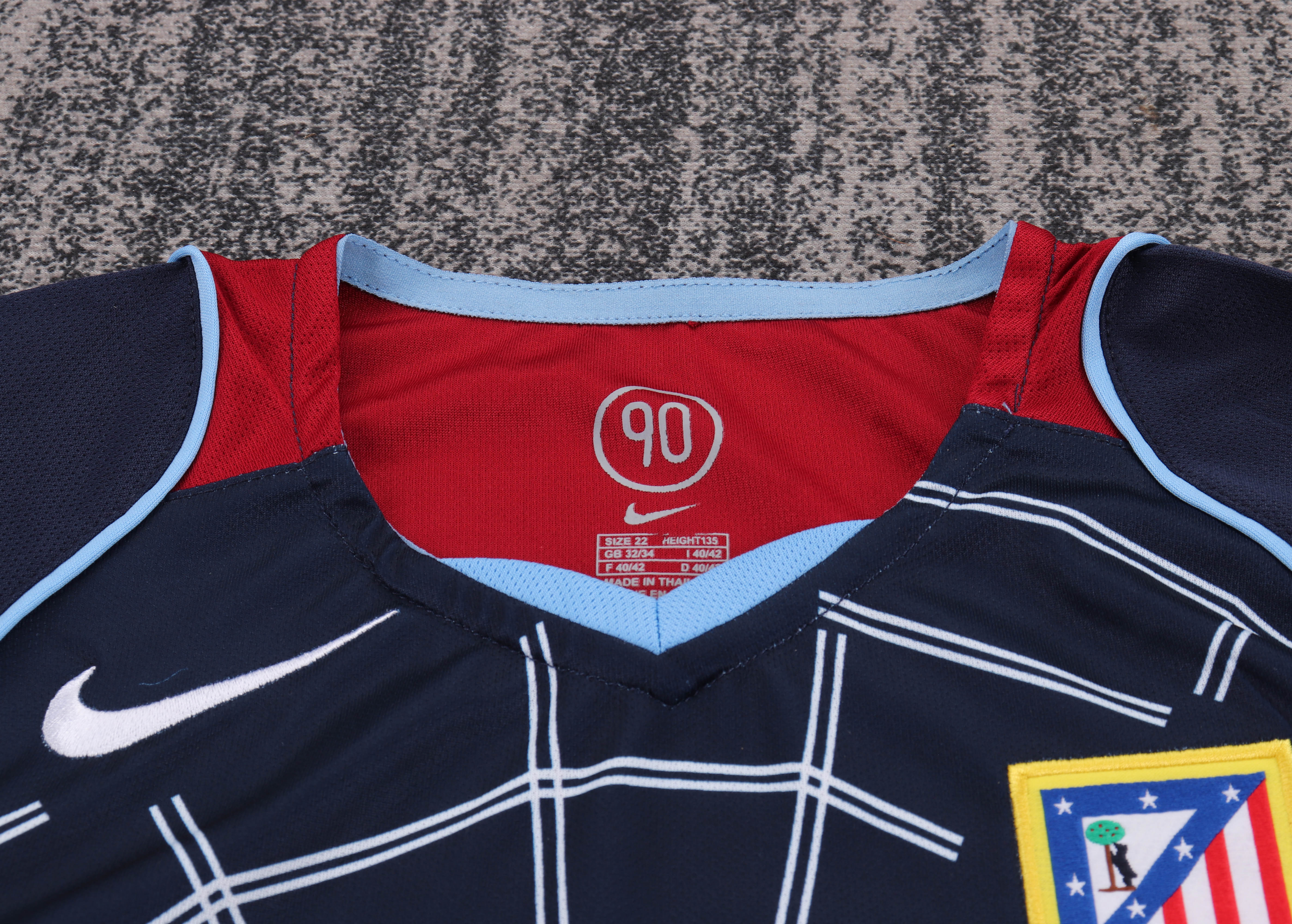 Kids Retro Kit 2004-05 Atletico de Madrid Away Long Sleeves 3