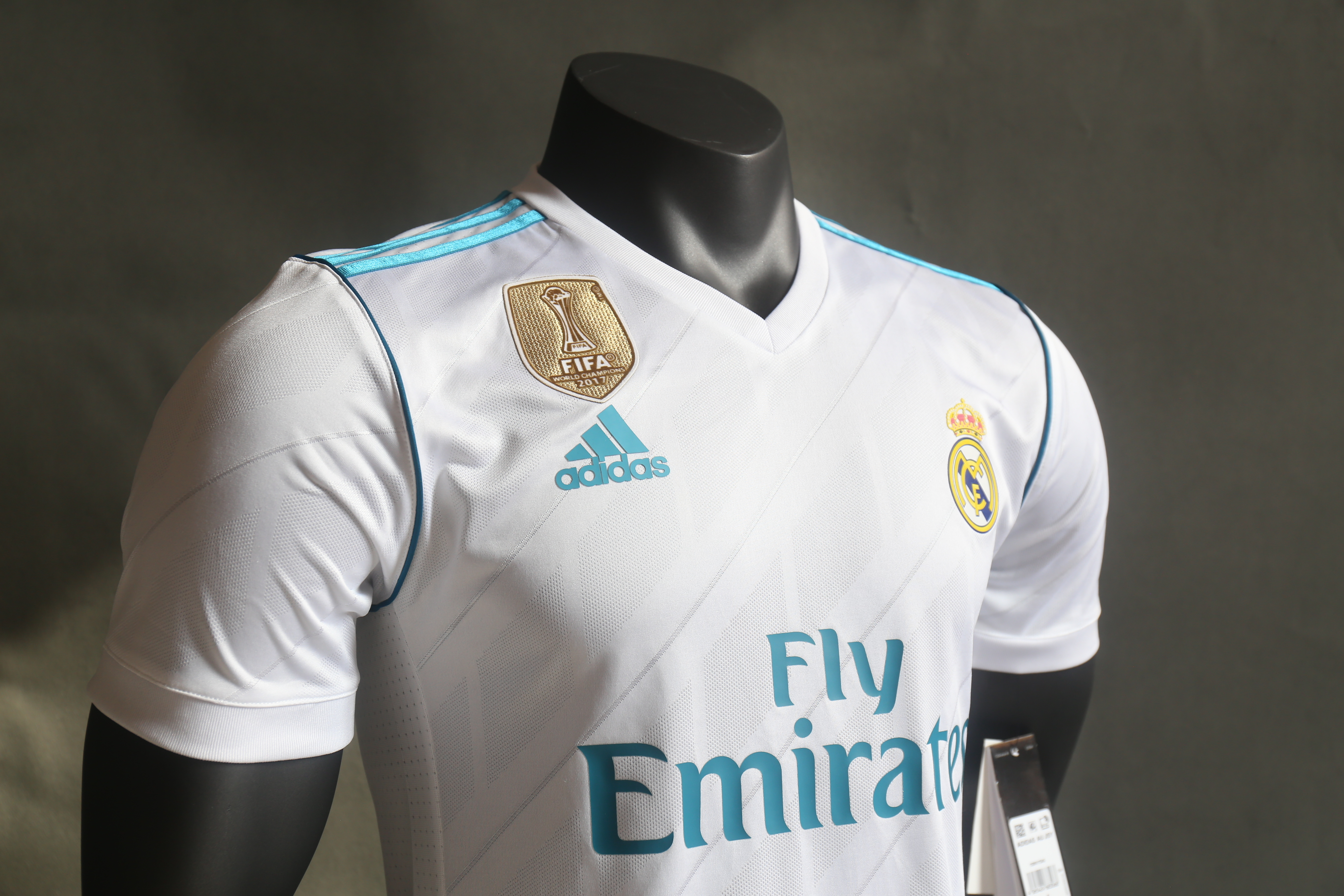 Player Version Retro Real Madrid 17/18 Home S-3XL