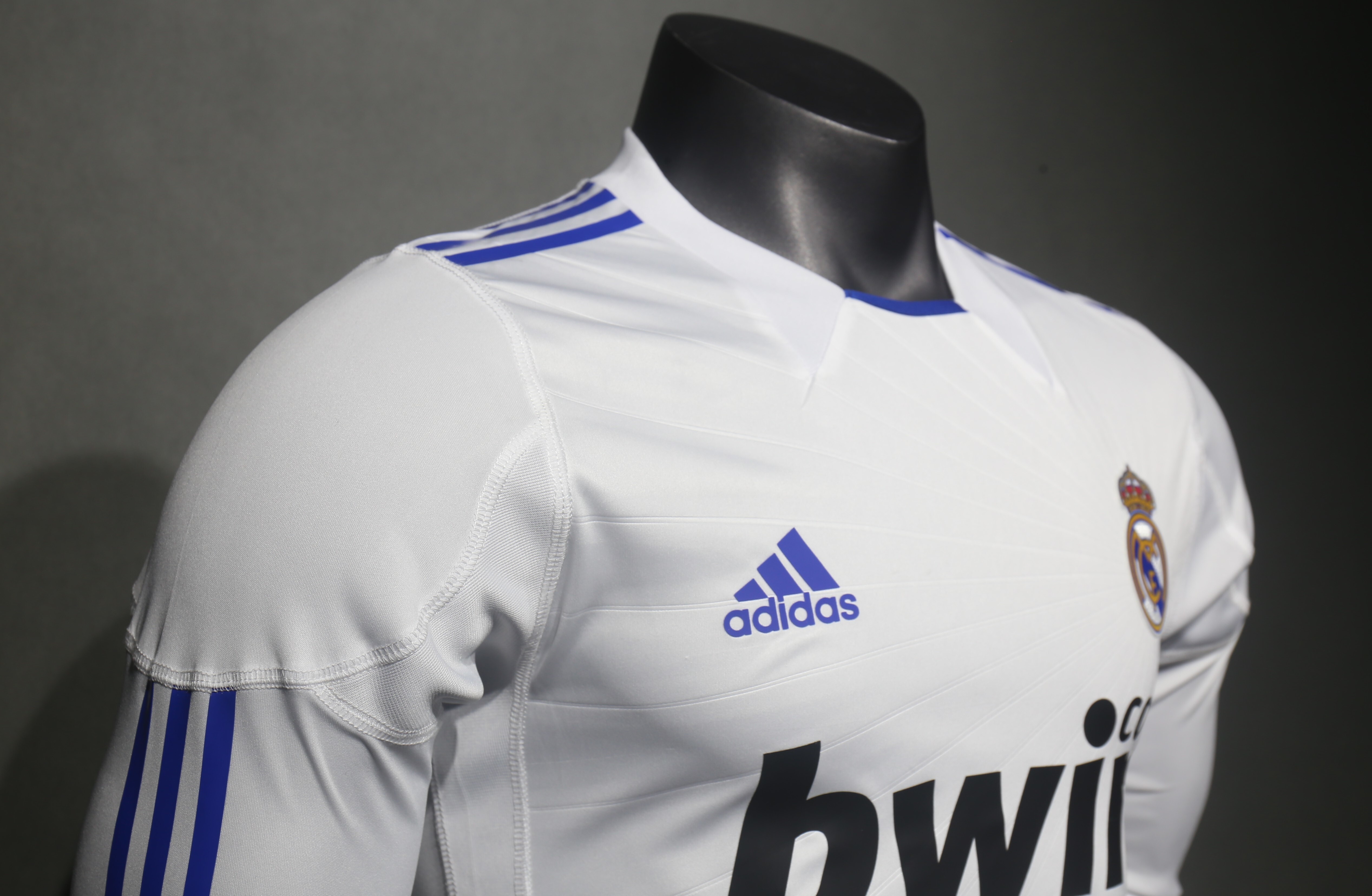 Player Version Retro Real Madrid 10/11 Home Long Sleeves S-3XL