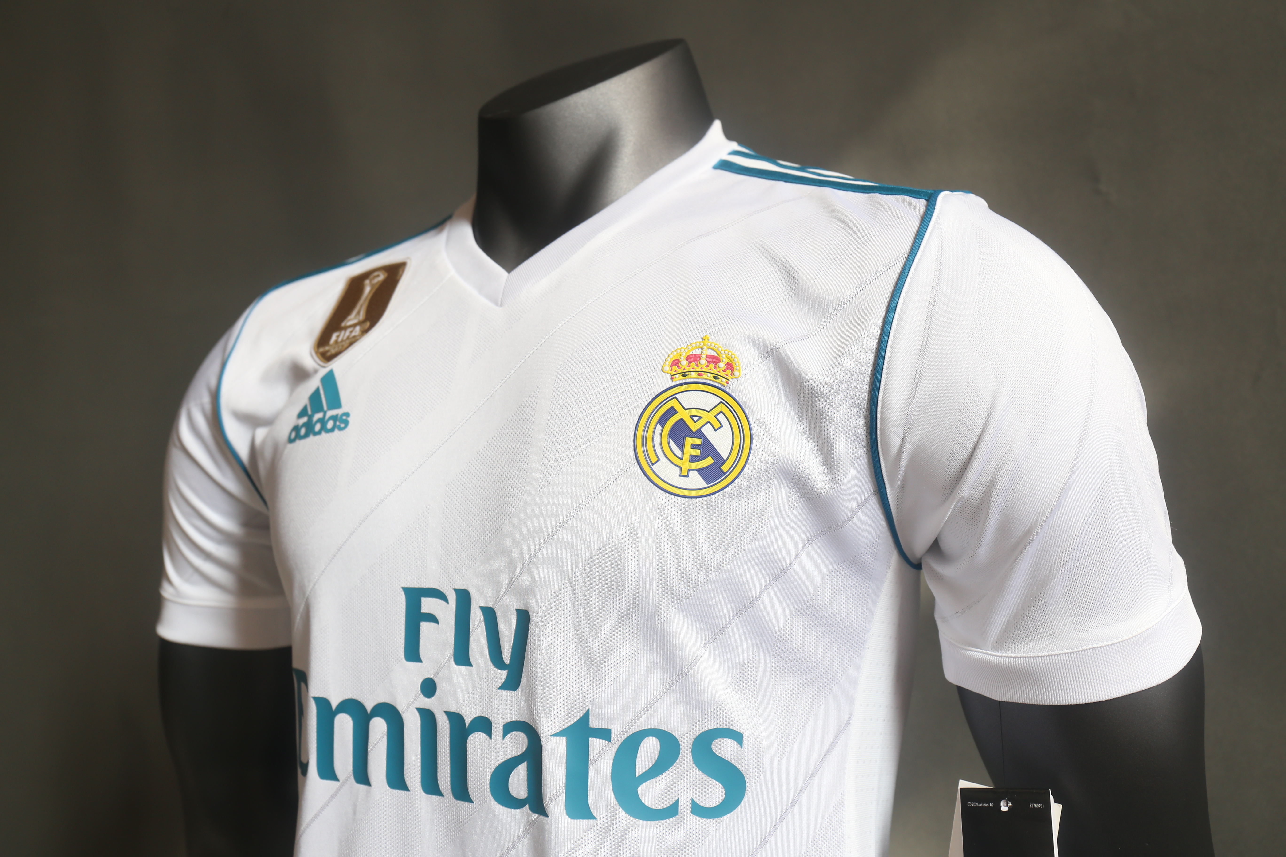 Player Version Retro Real Madrid 17/18 Home S-3XL