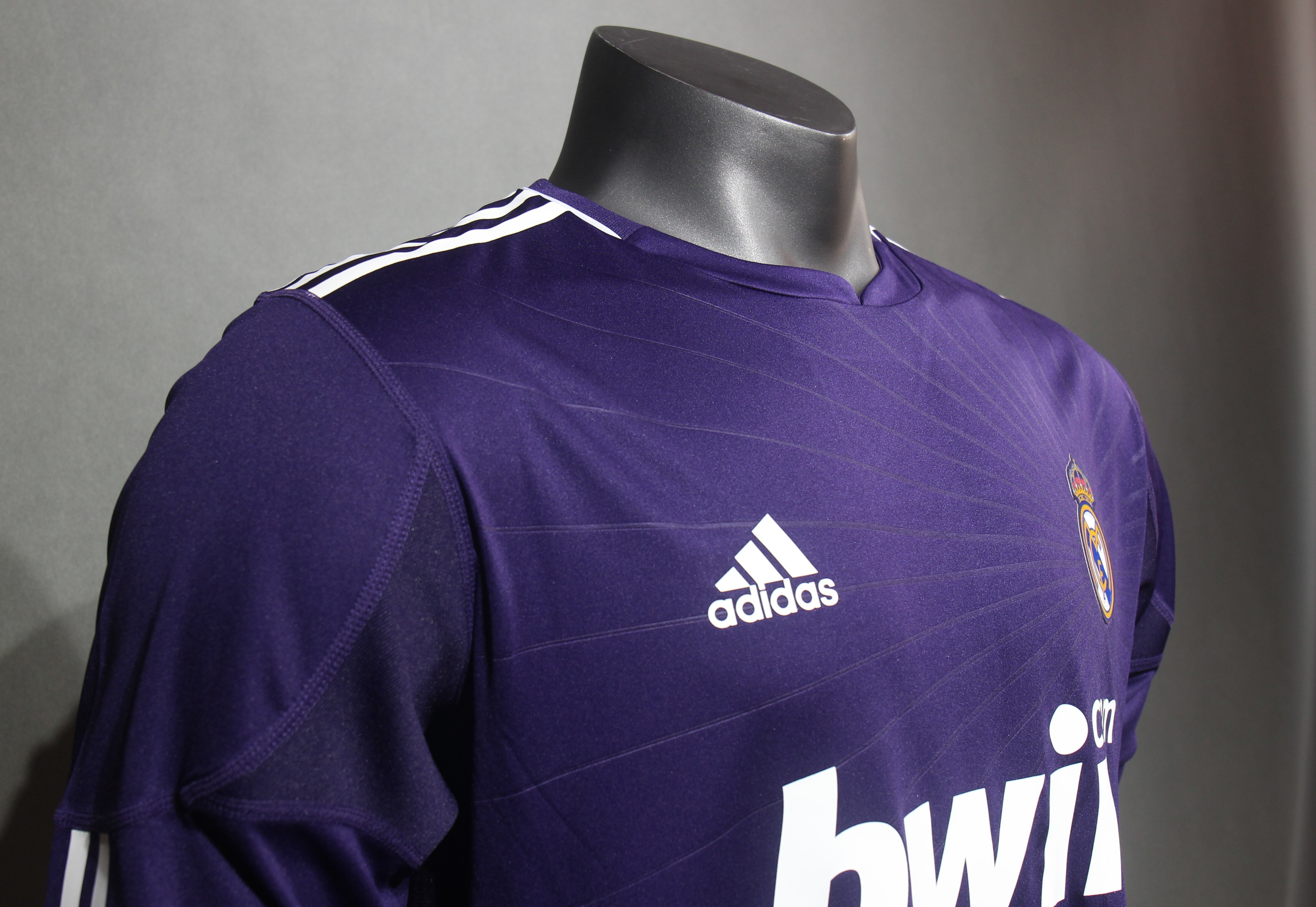 Player Version Retro Real Madrid 10/11 Third Long Sleeves S-3XL