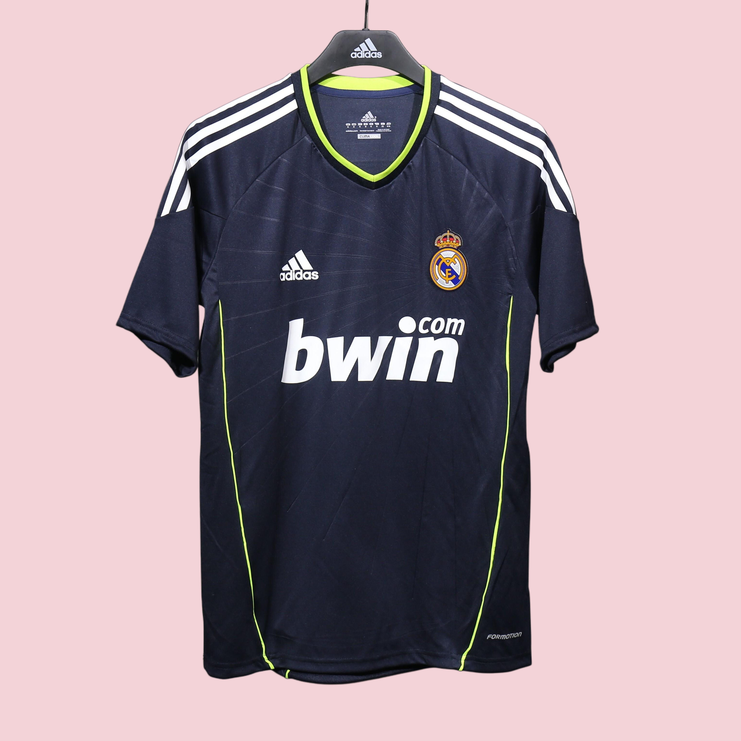 Player Version Retro Real Madrid 10/11 Away S-3XL
