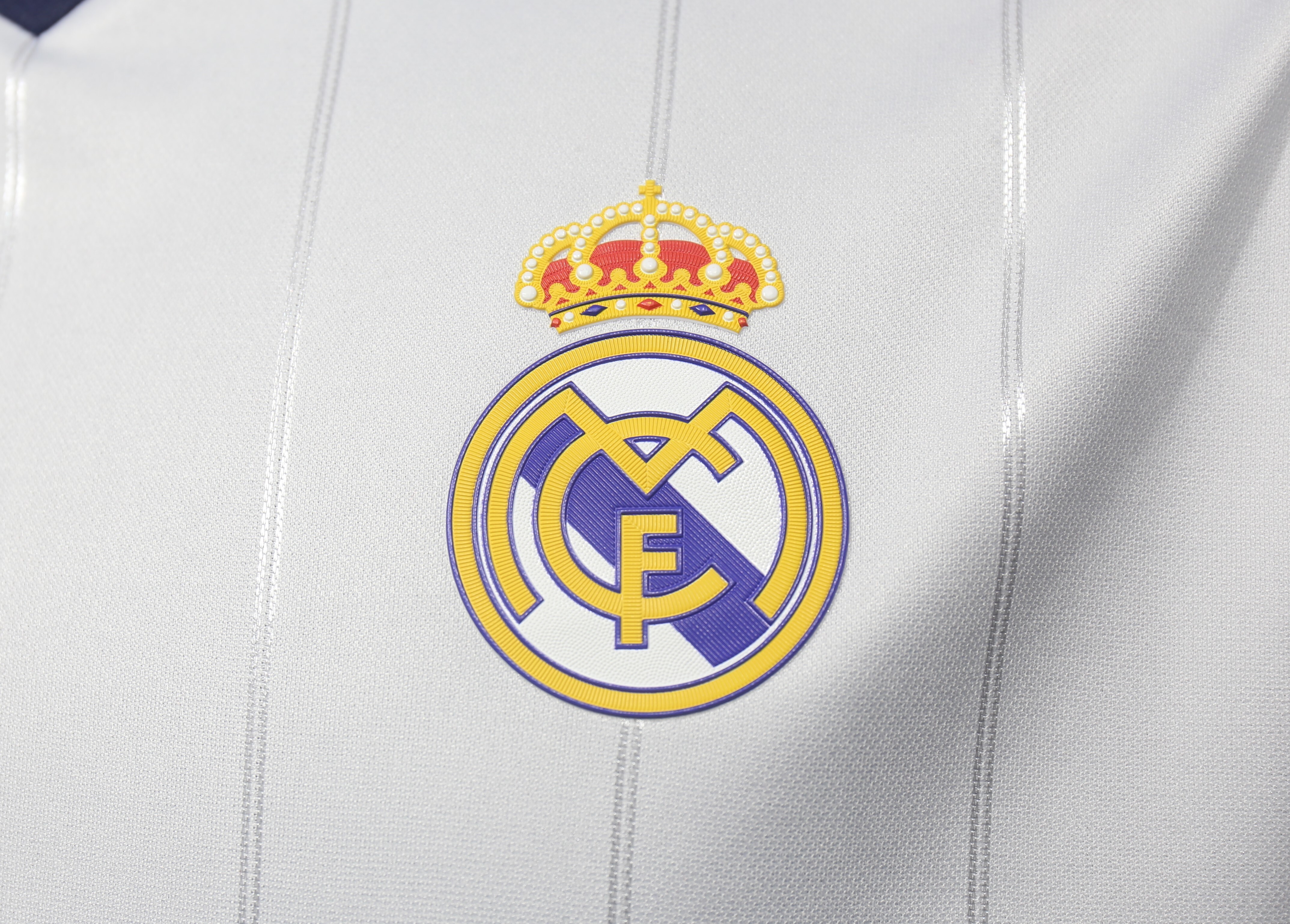 Player Version Retro Real Madrid 12/13 Home S-3XL