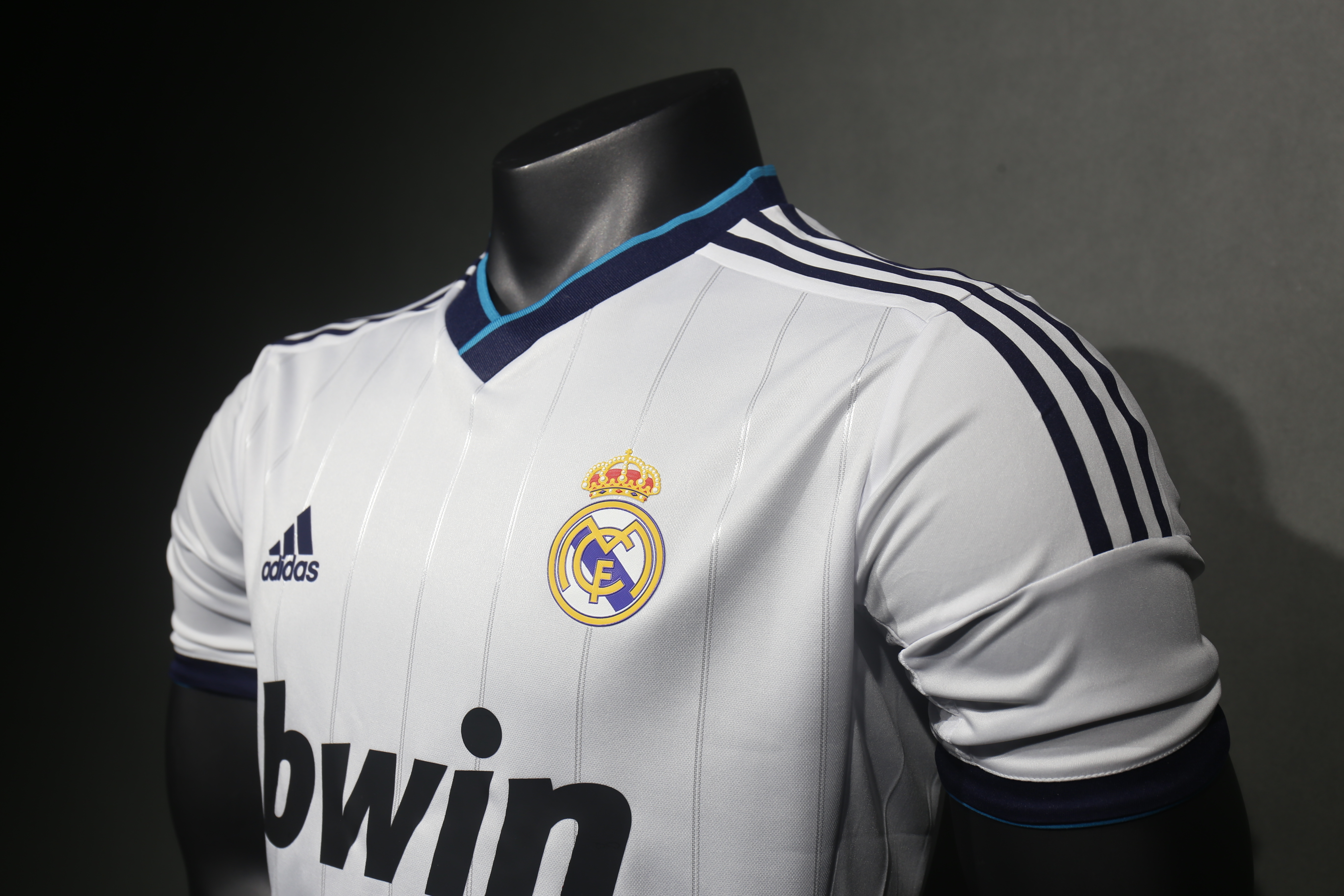 Player Version Retro Real Madrid 12/13 Home S-3XL