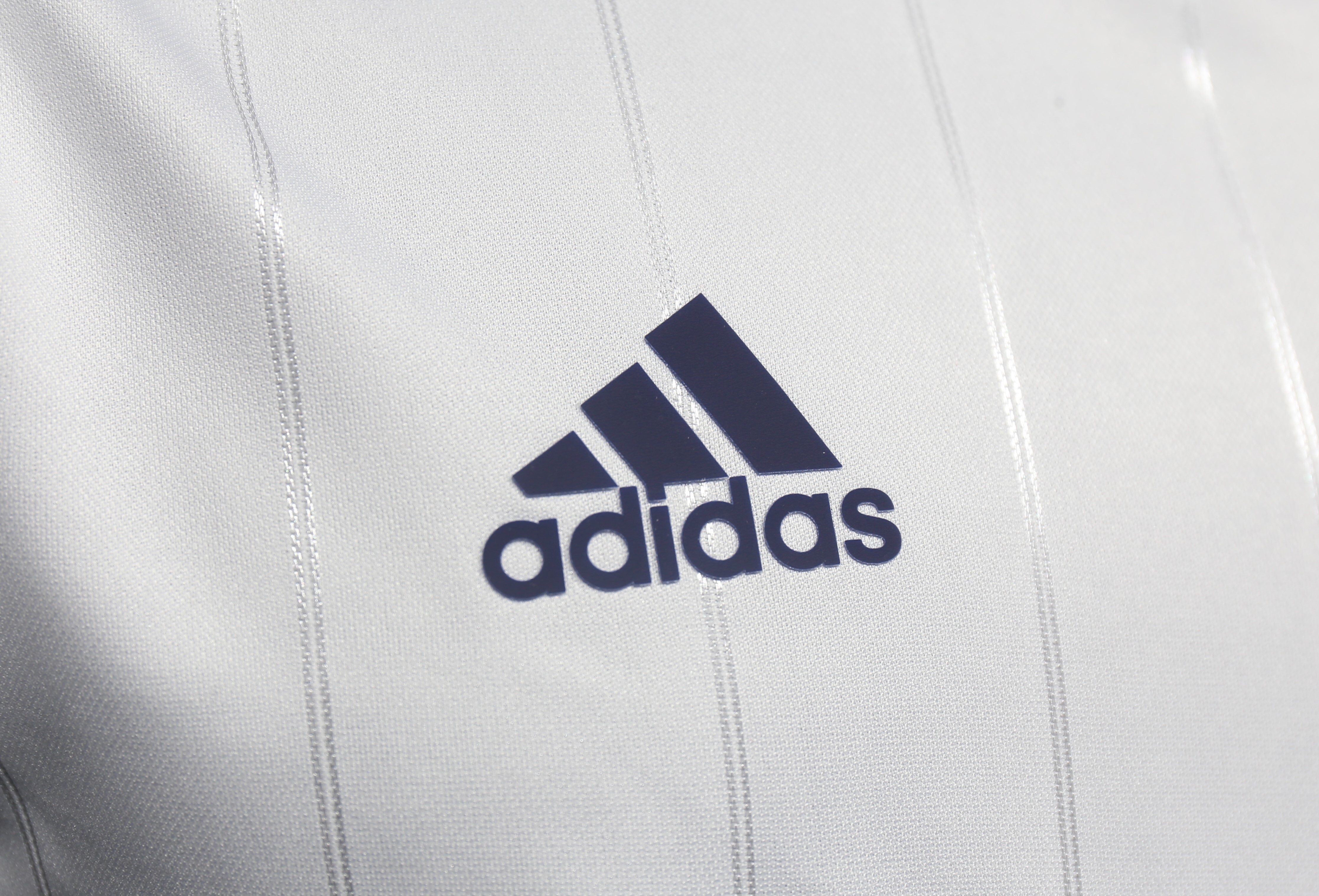 Player Version Retro Real Madrid 12/13 Home S-3XL