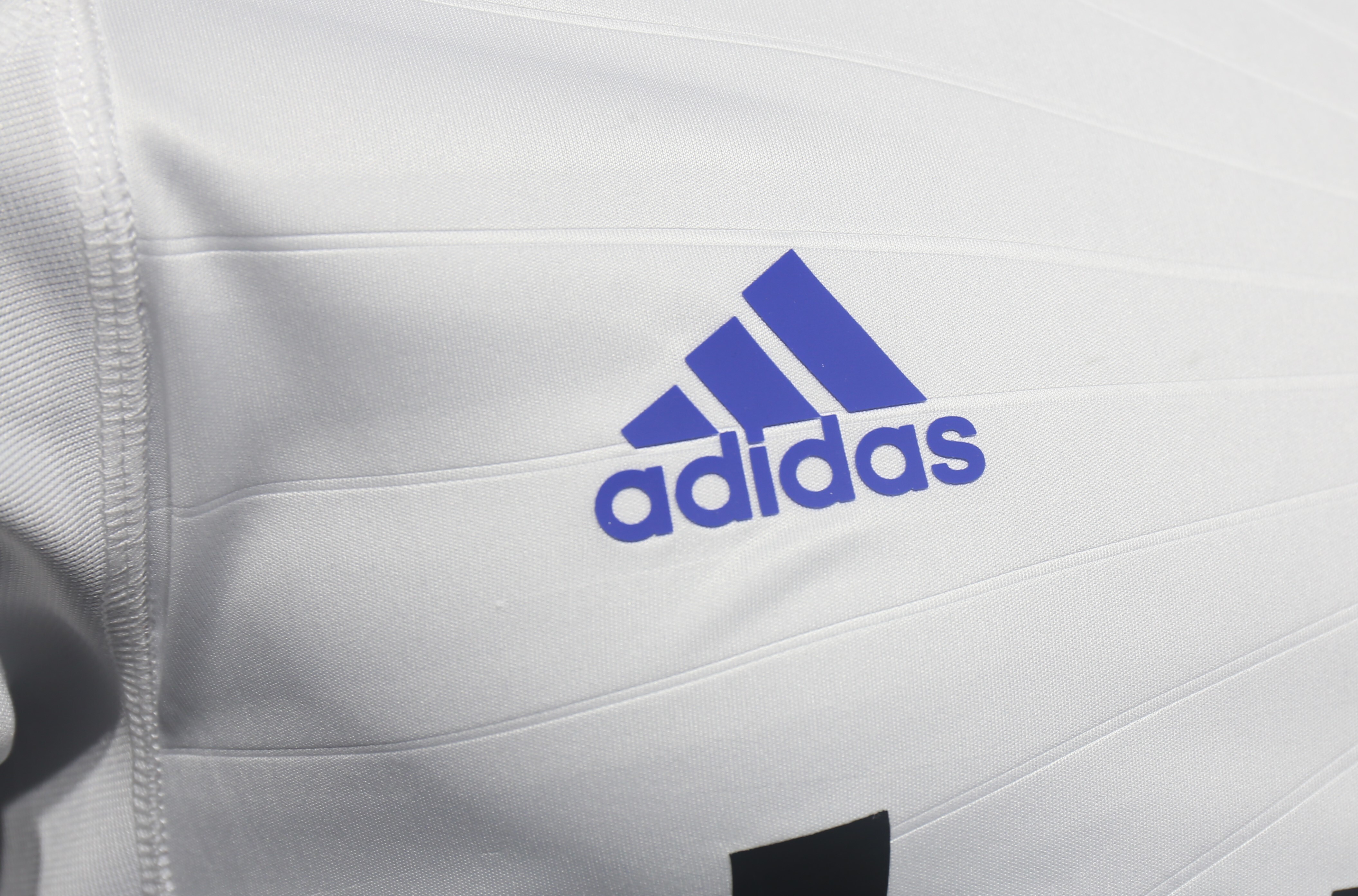Player Version Retro Real Madrid 10/11 Home Long Sleeves S-3XL