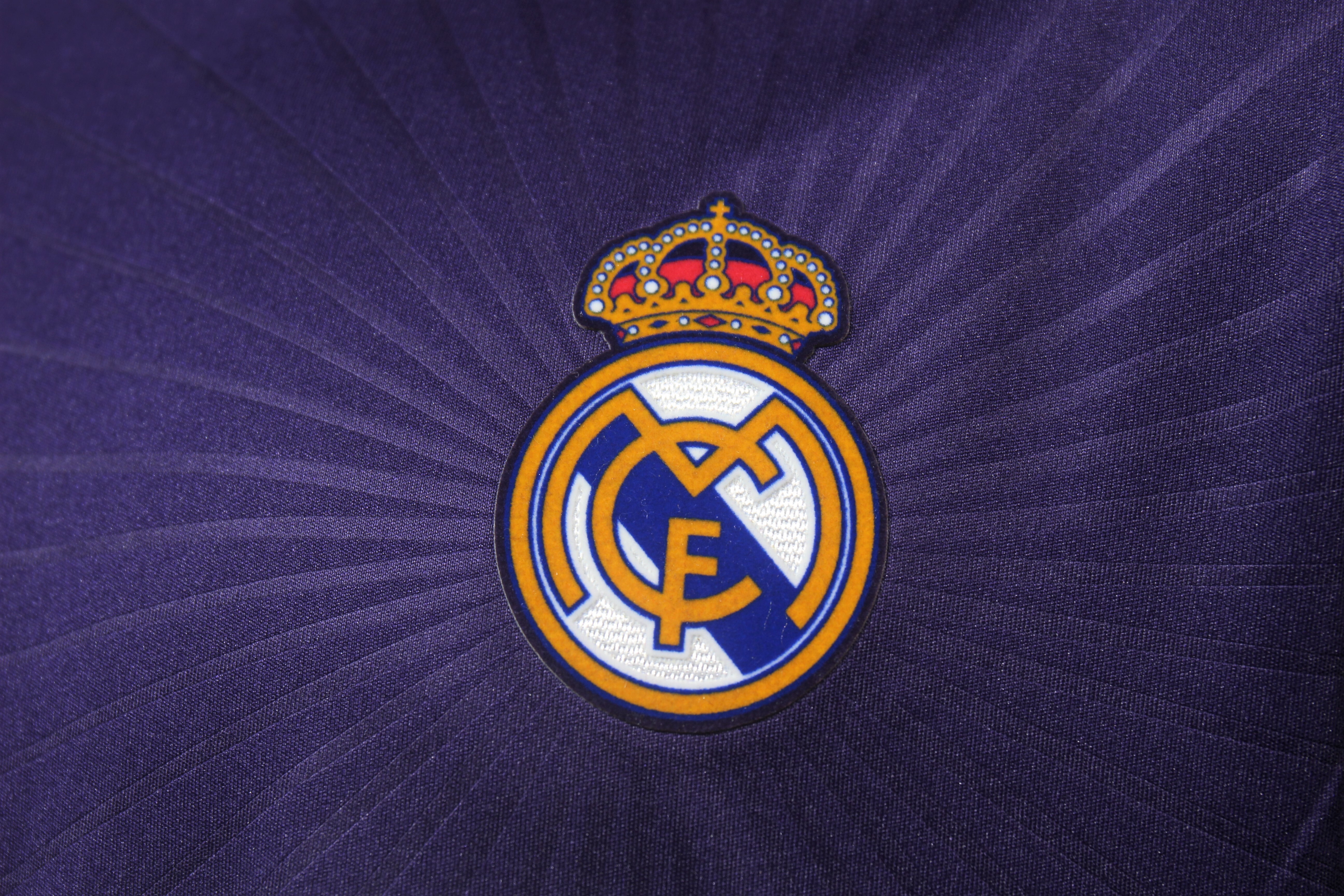 Player Version Retro Real Madrid 10/11 Third Long Sleeves S-3XL