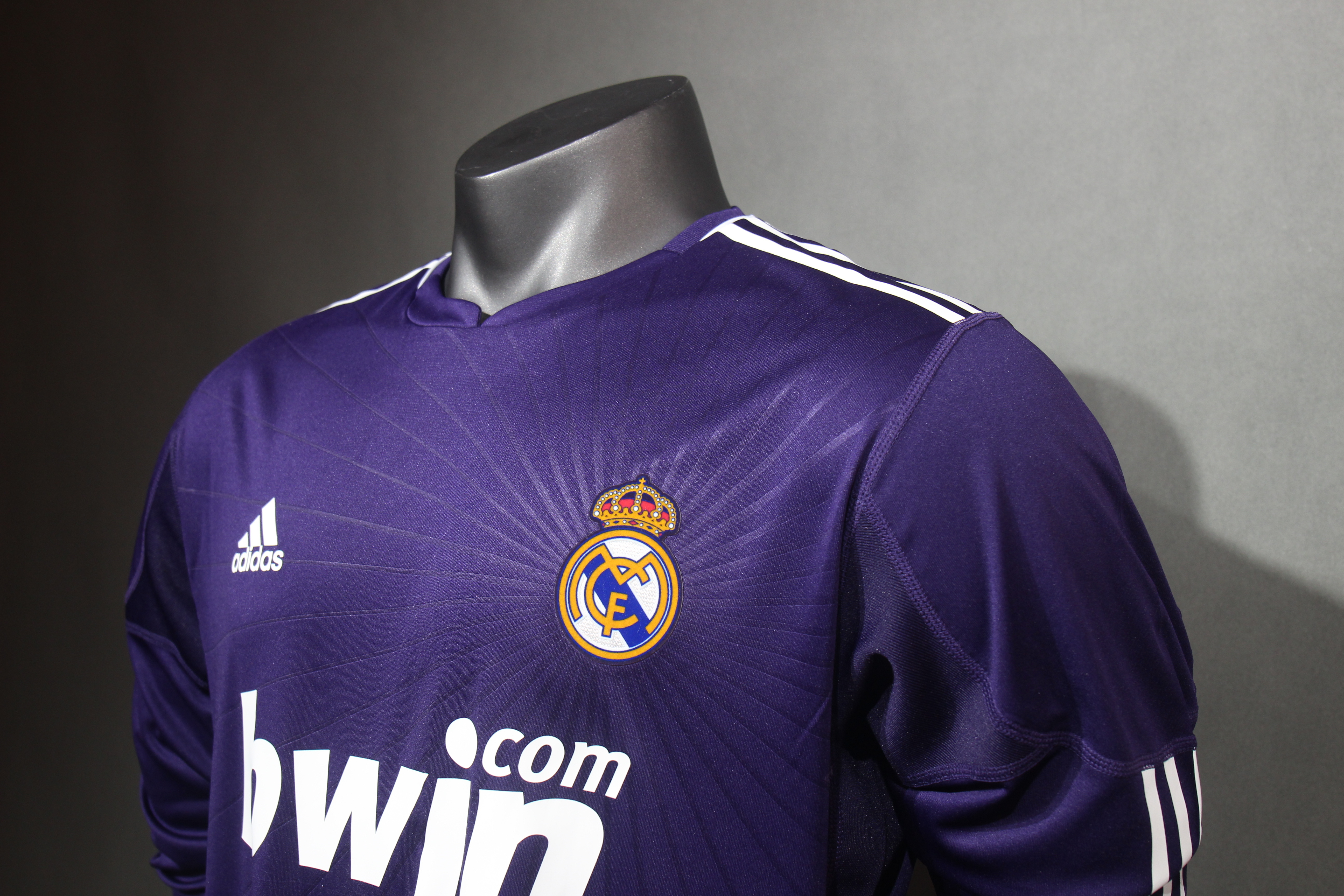 Player Version Retro Real Madrid 10/11 Third Long Sleeves S-3XL