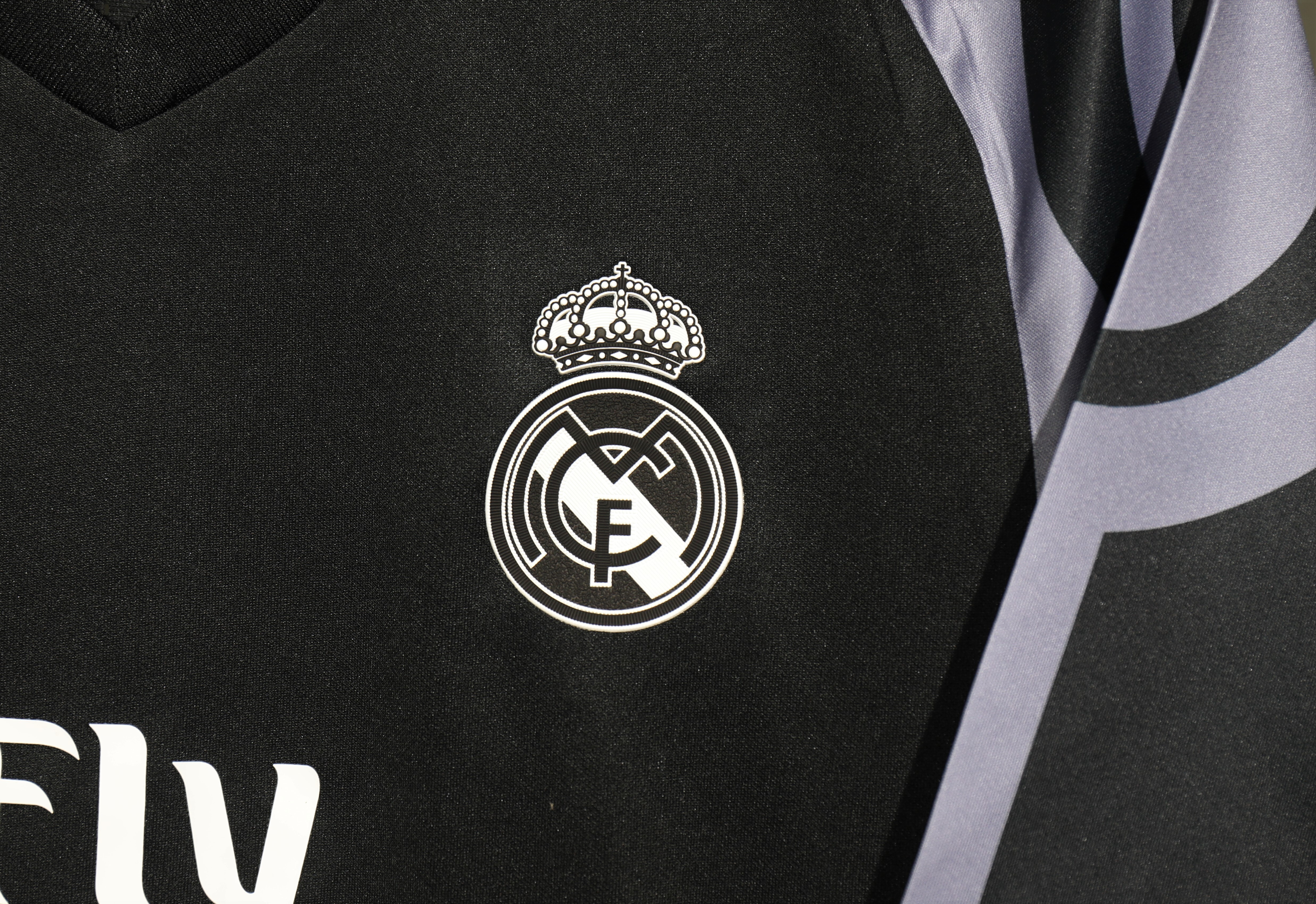 Player Version Retro Real Madrid 2016/17 Third Long Sleeves S-3XL