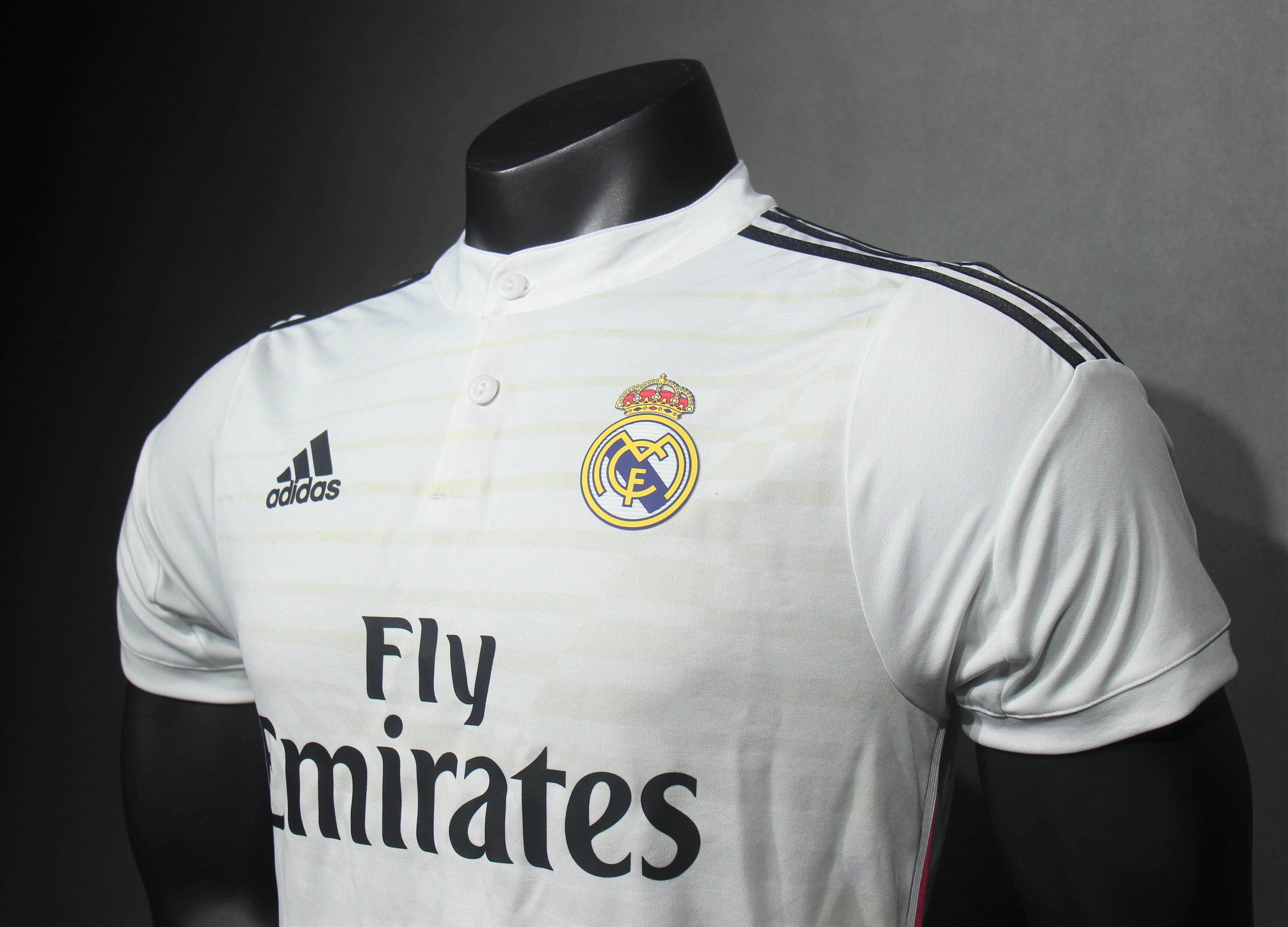 Player Version Retro Real Madrid 14/15 Home S-3XL