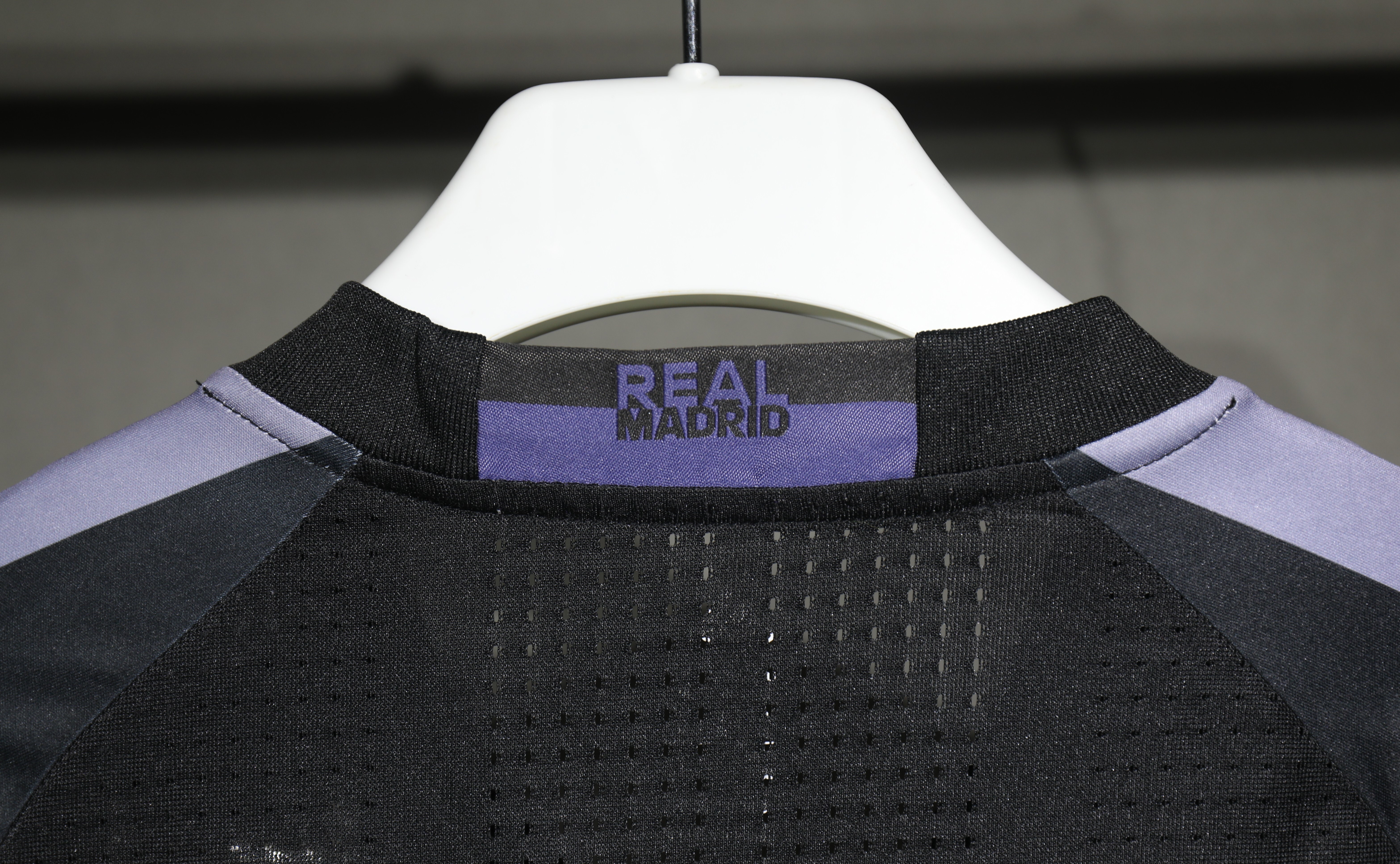 Player Version Retro Real Madrid 2016/17 Third Long Sleeves S-3XL