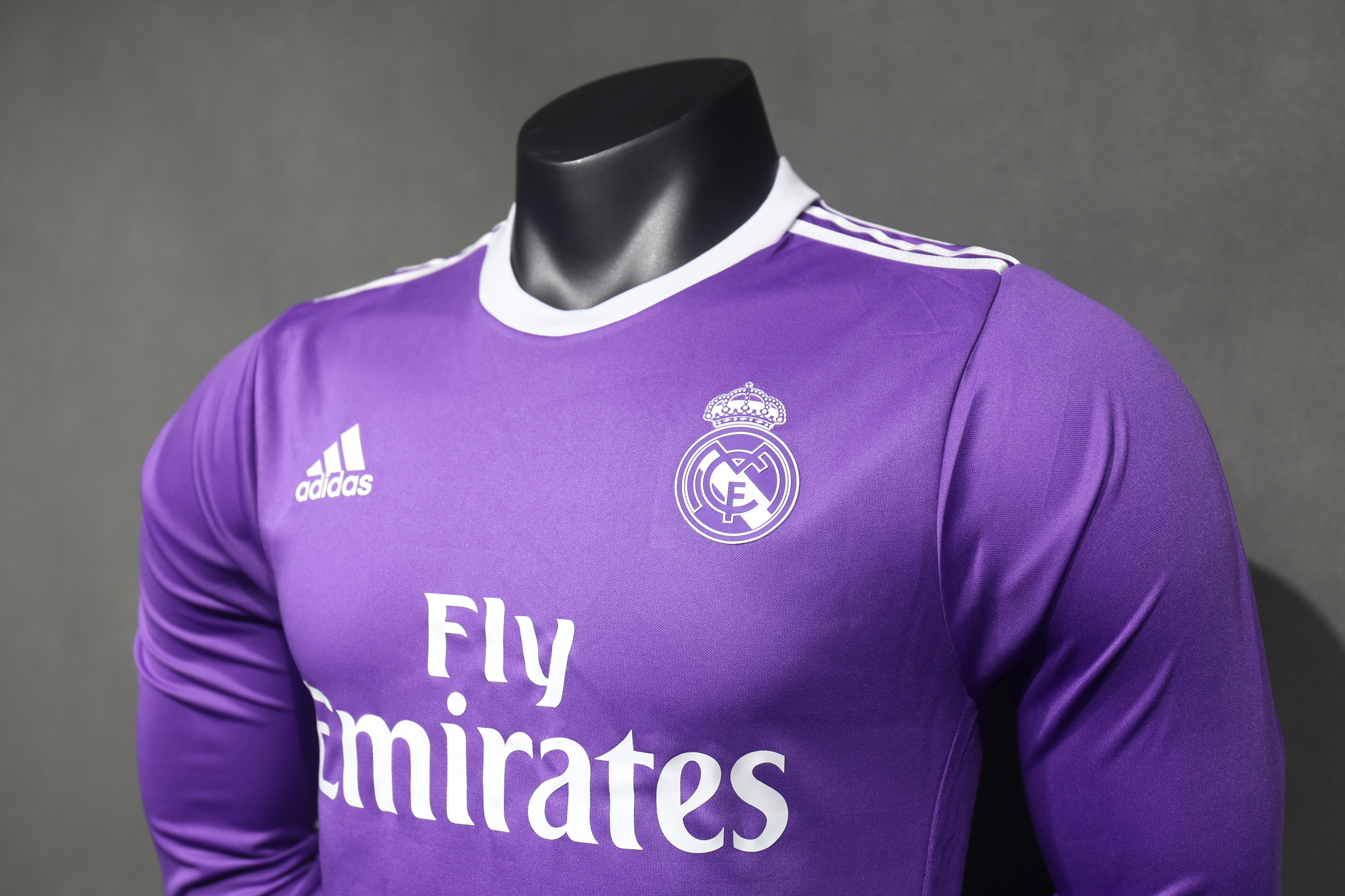 Player Version Retro Real Madrid 2016/17 Away Long Sleeves S-3XL