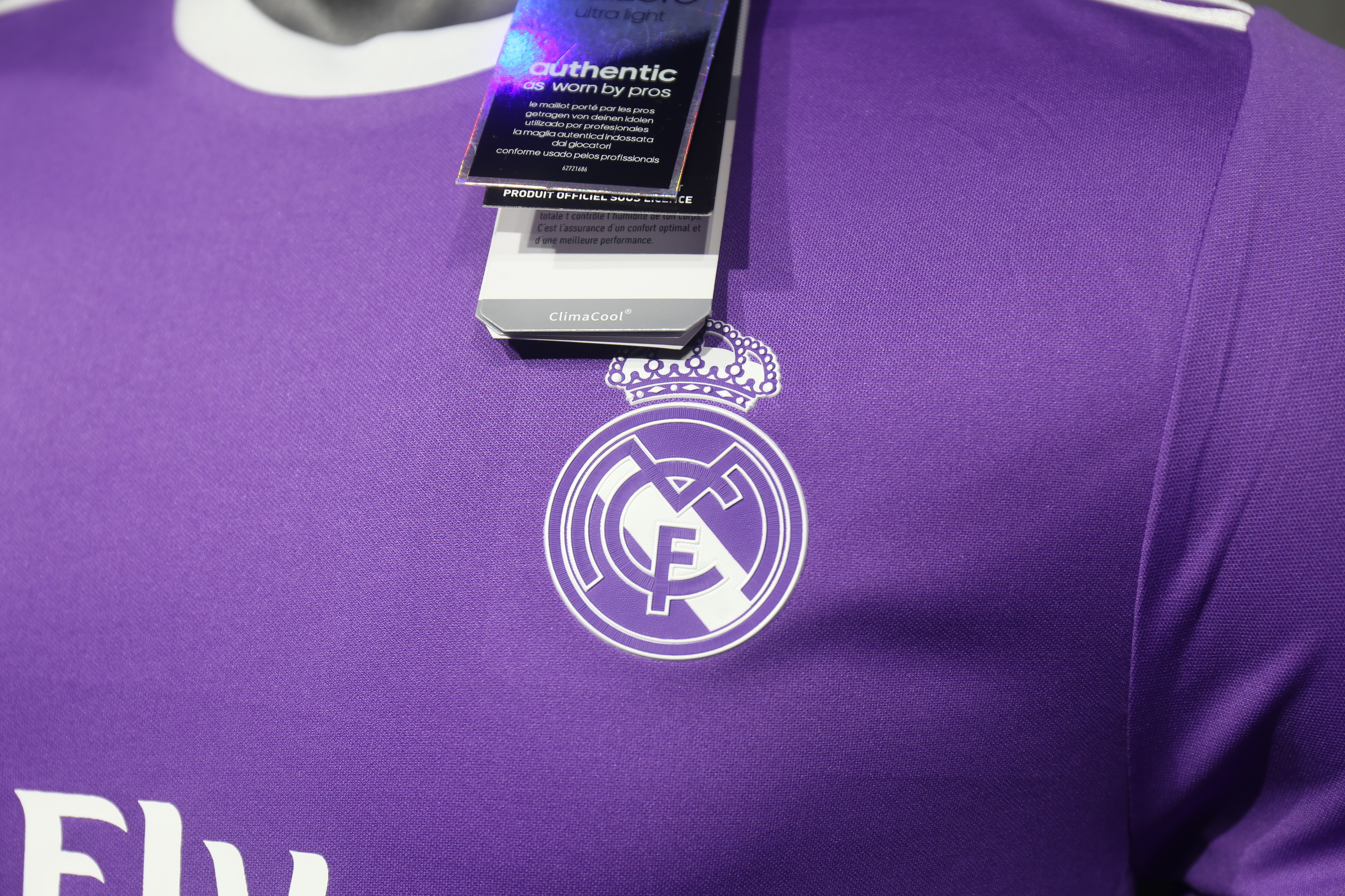 Player Version Retro Real Madrid 2016/17 Away S-3XL