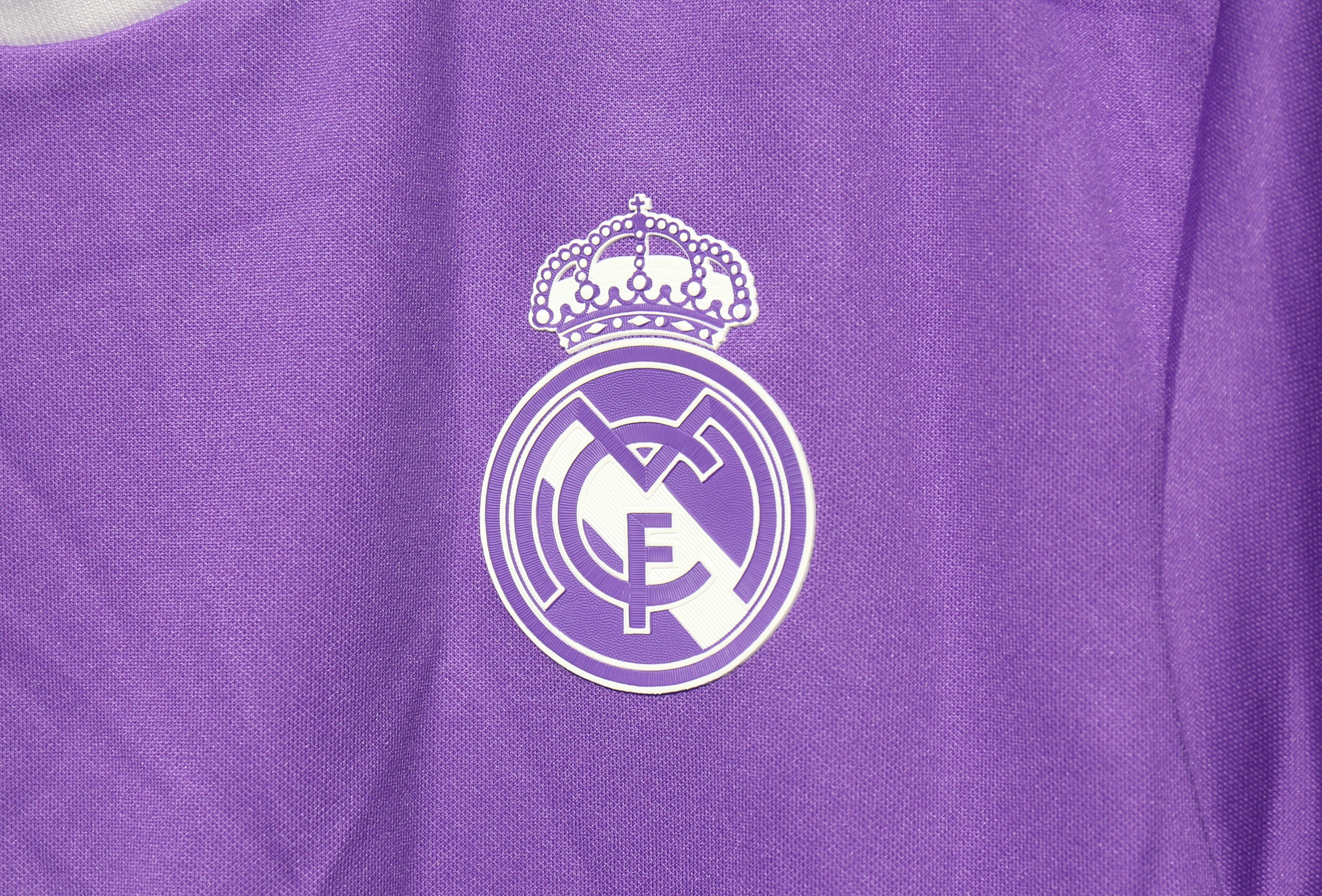 Player Version Retro Real Madrid 2016/17 Away Long Sleeves S-3XL