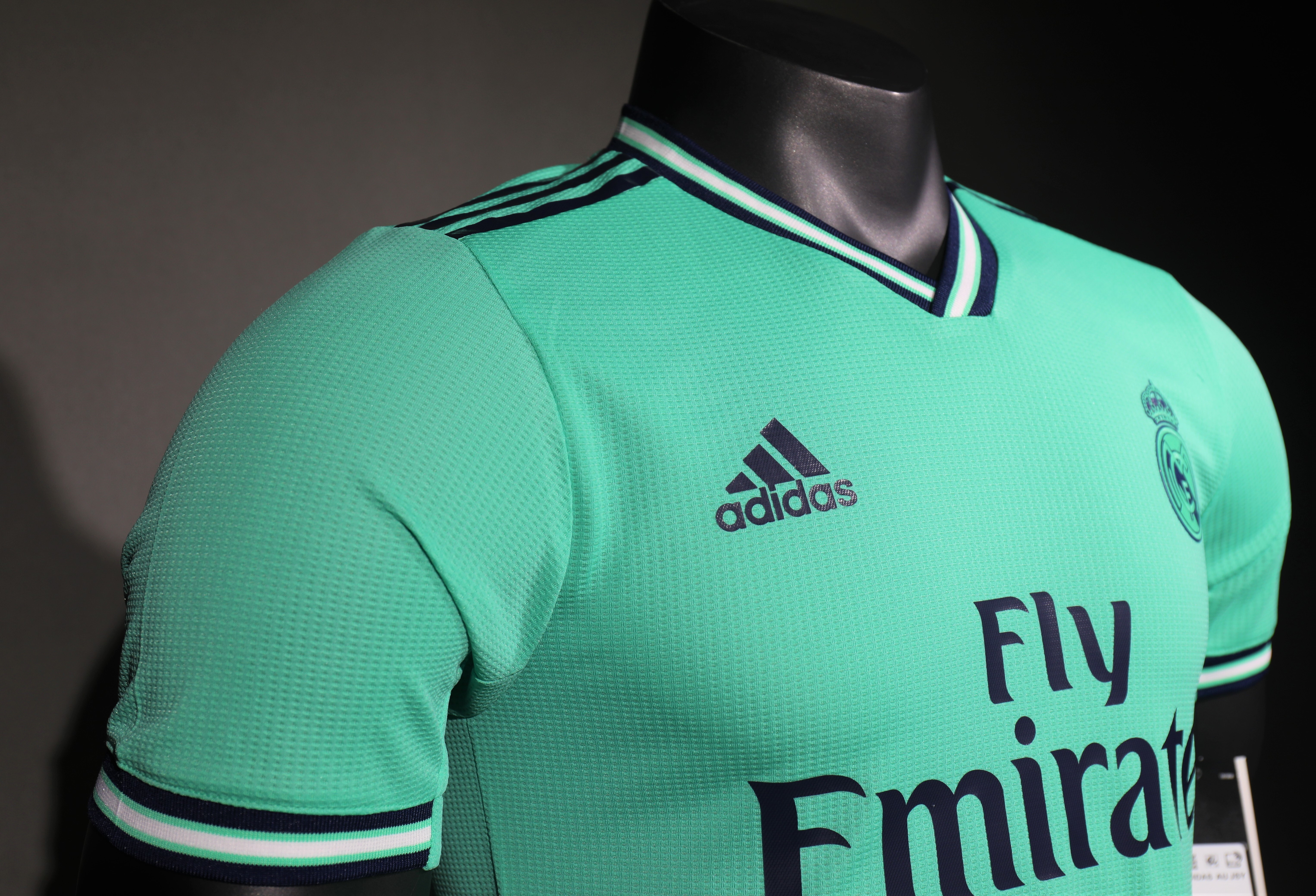 Player Version Retro 19/20 Real Madrid Third S-3XL