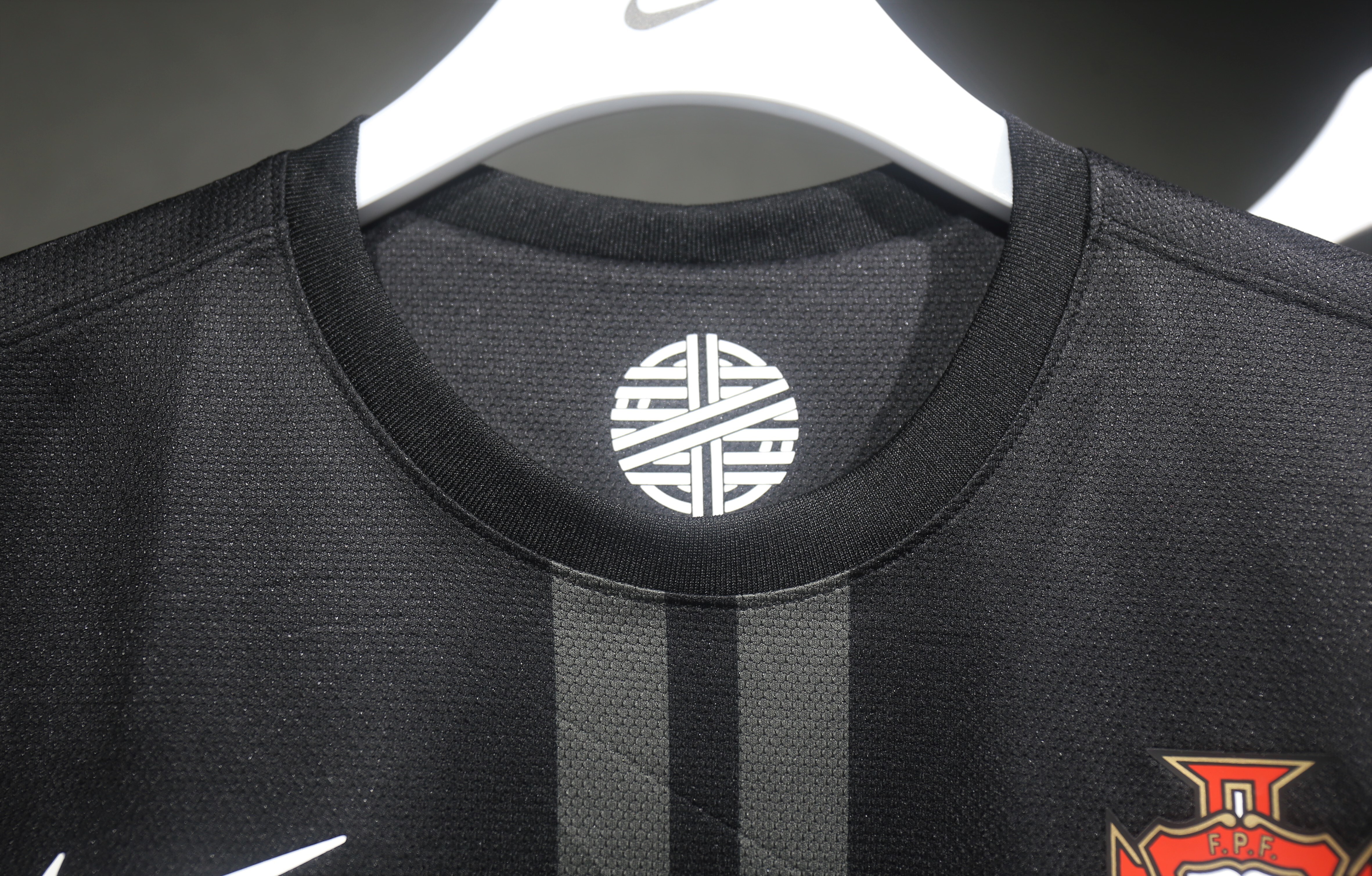 Player Version Retro Portugal 2013 Away Long Sleeves S-3XL