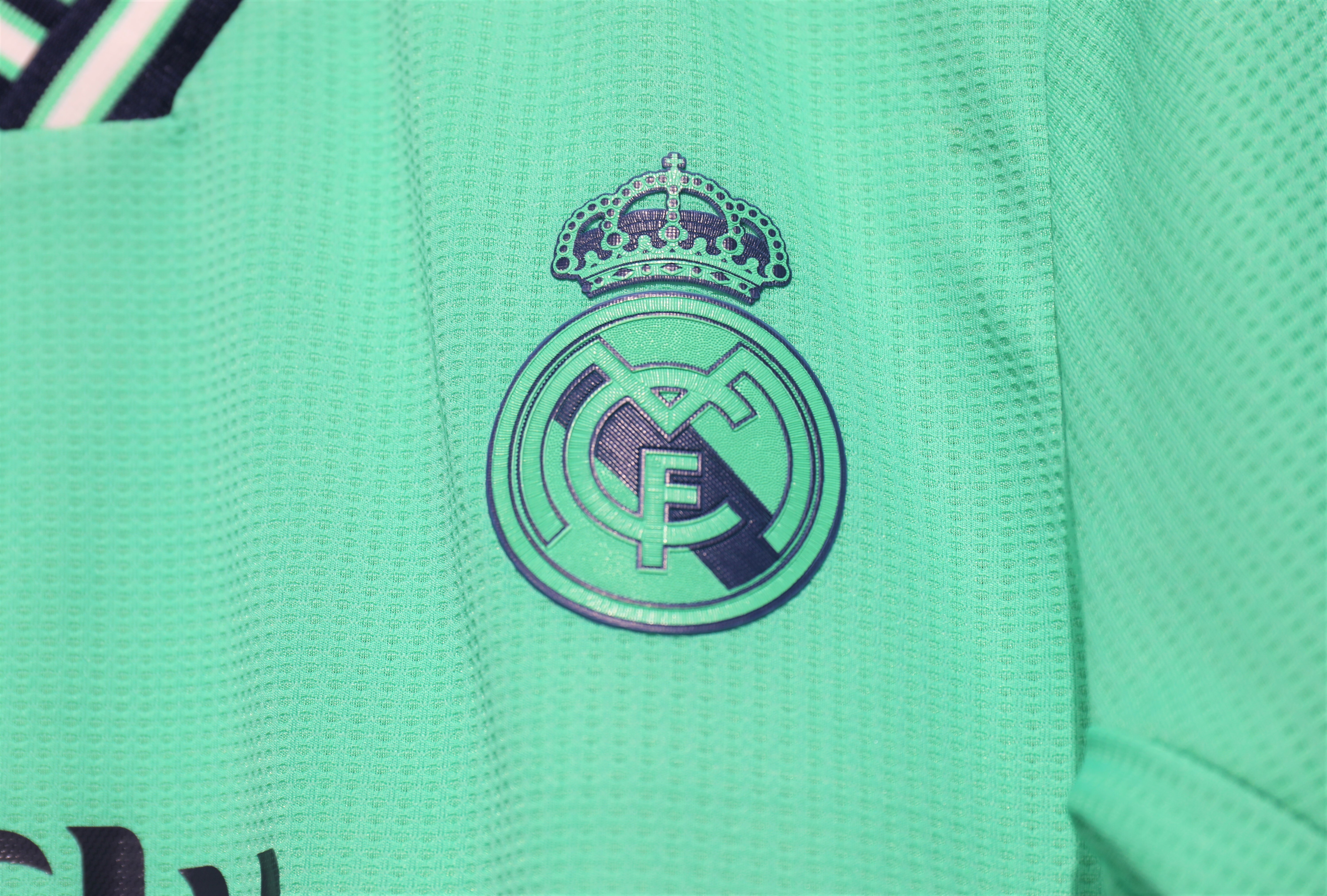 Player Version Retro 19/20 Real Madrid Third S-3XL