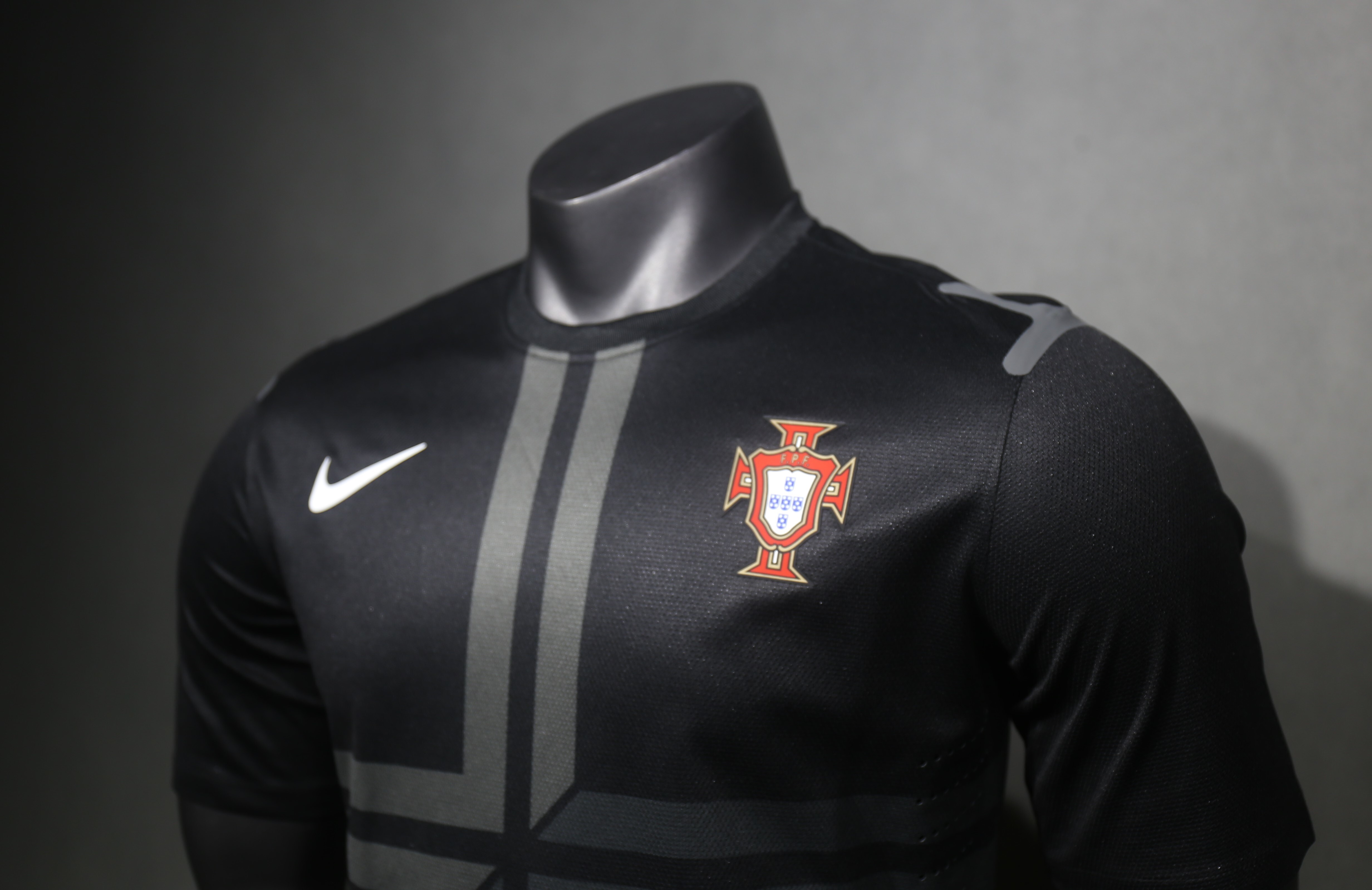 Player Version Retro Portugal 2013 Away Long Sleeves S-3XL